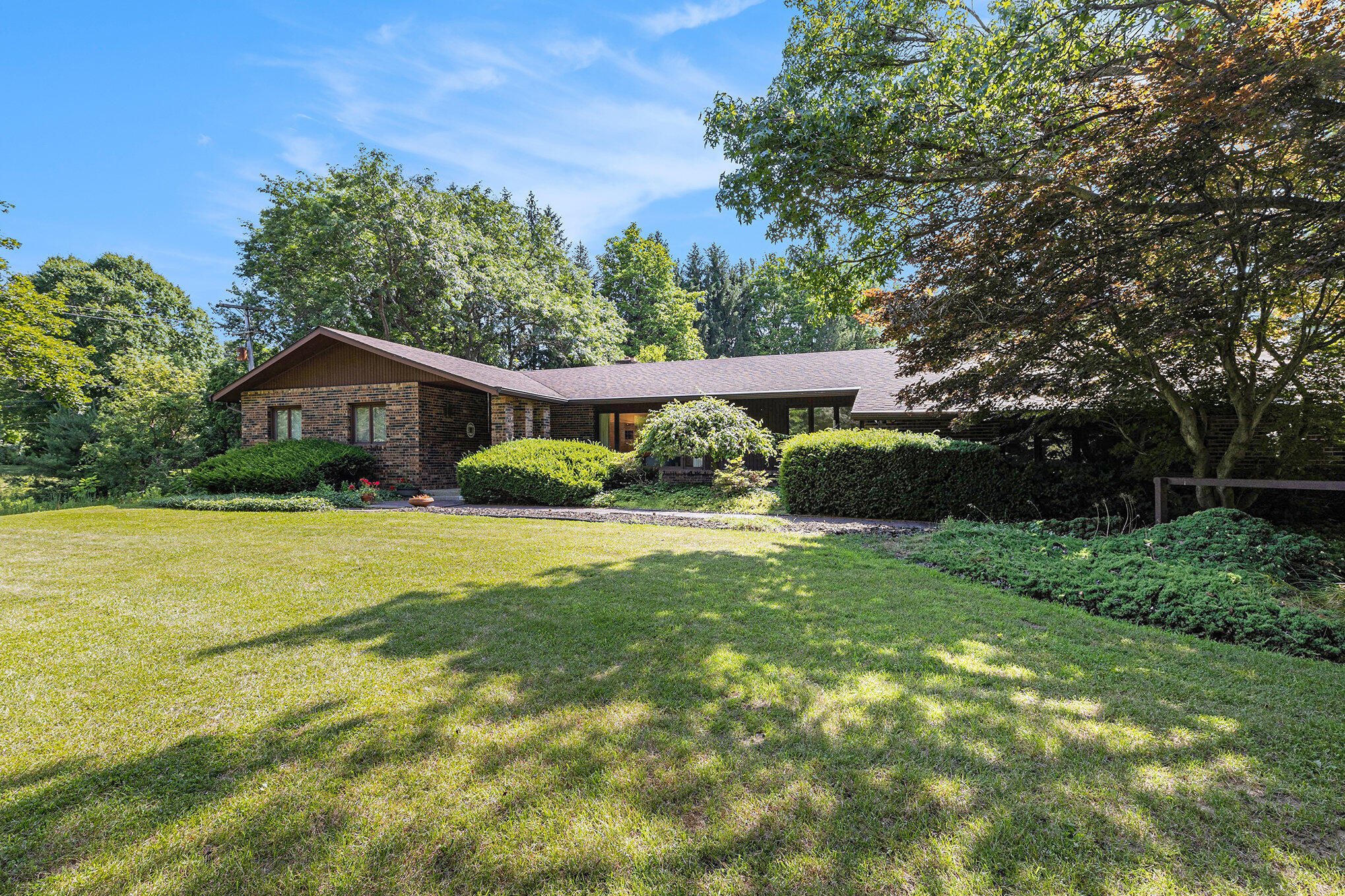 1687 W Willis Road