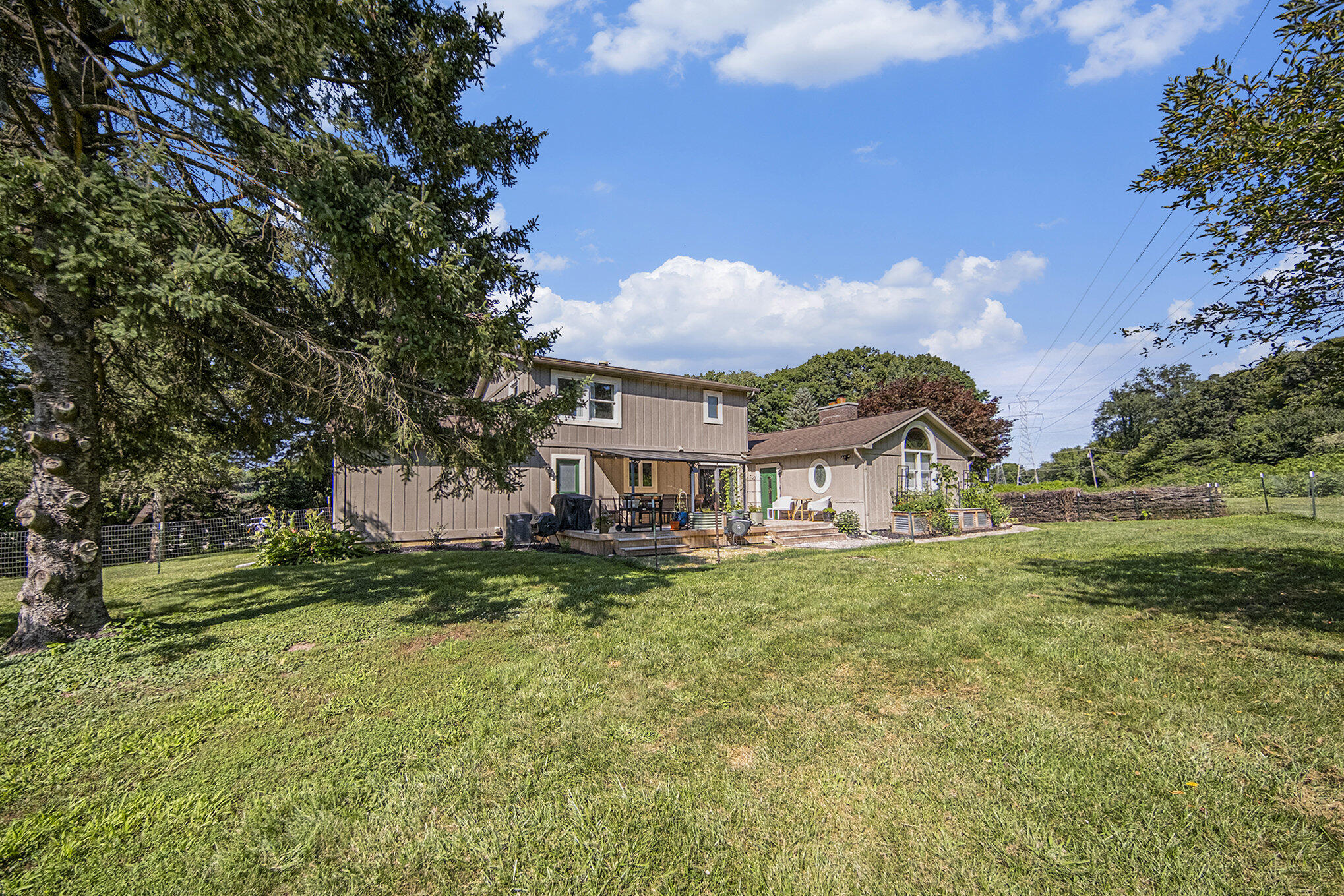 1653 W Willis Road