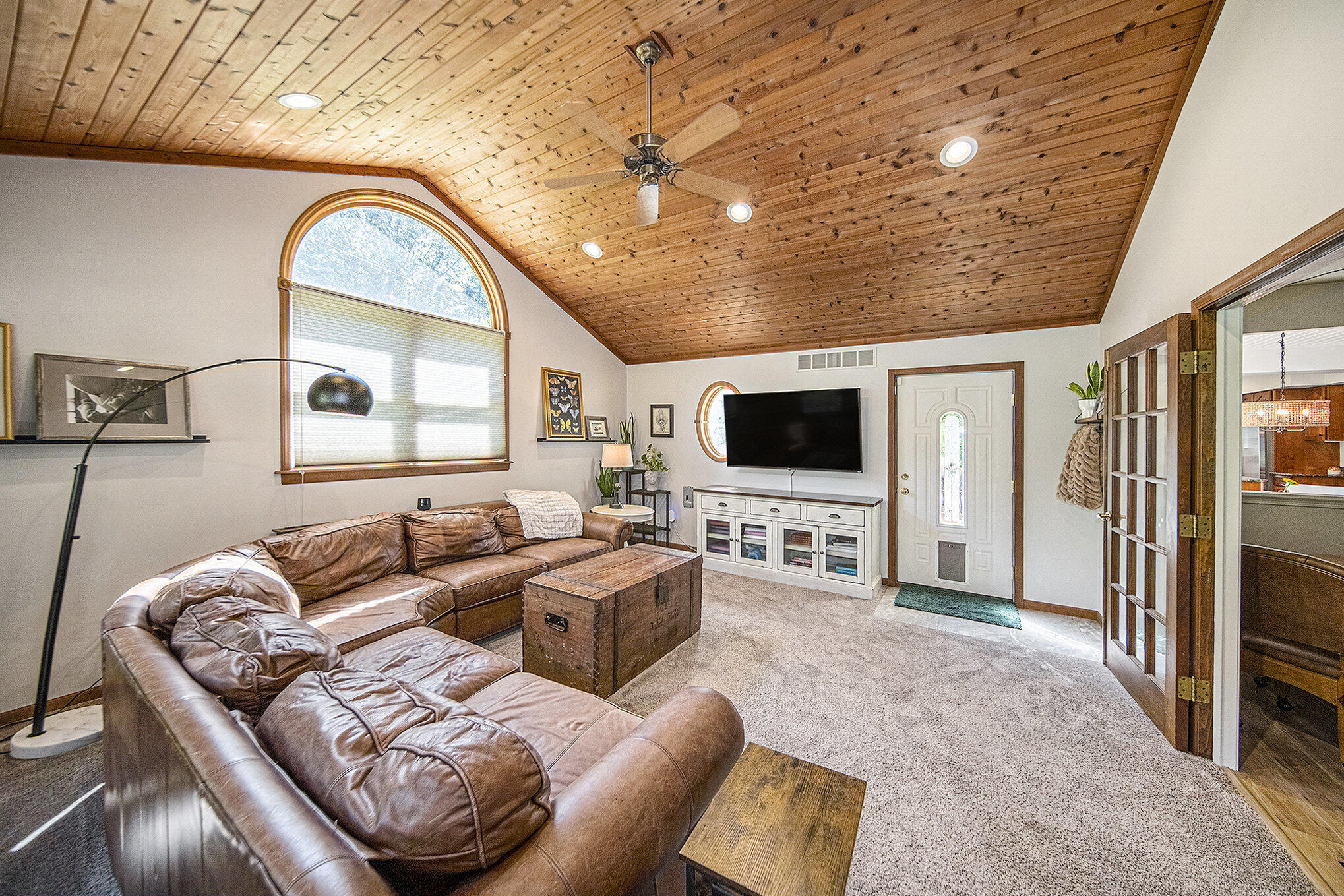 1653 W Willis Road