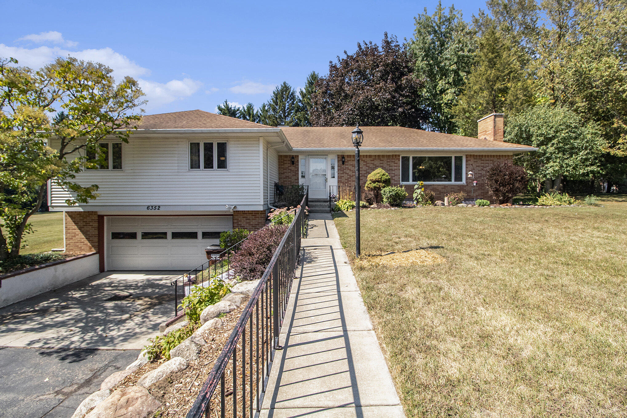 6352 Lodi Lane