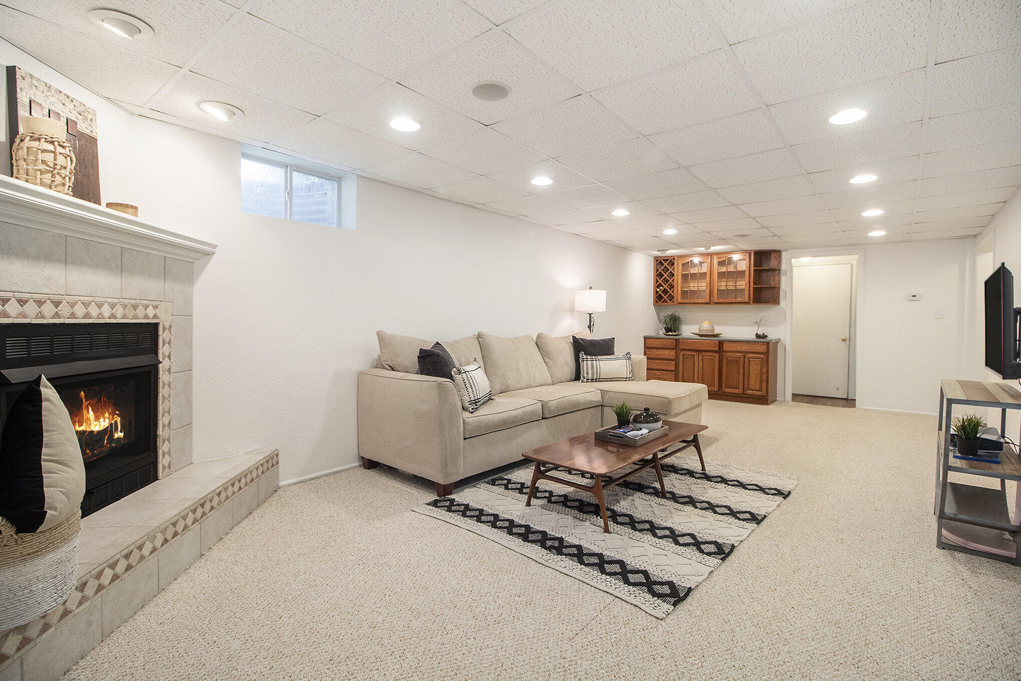 6352 Lodi Lane
