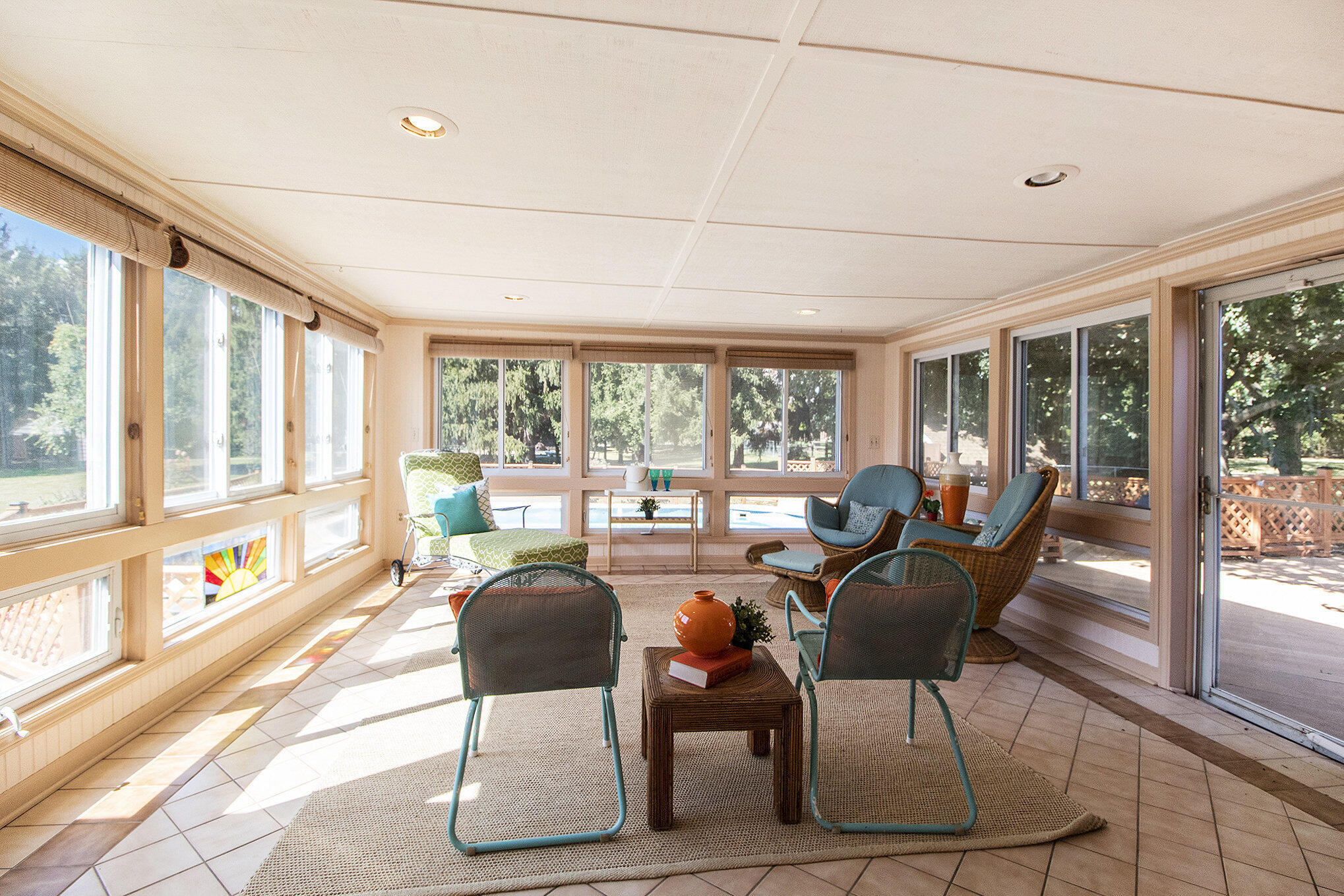 6352 Lodi Lane