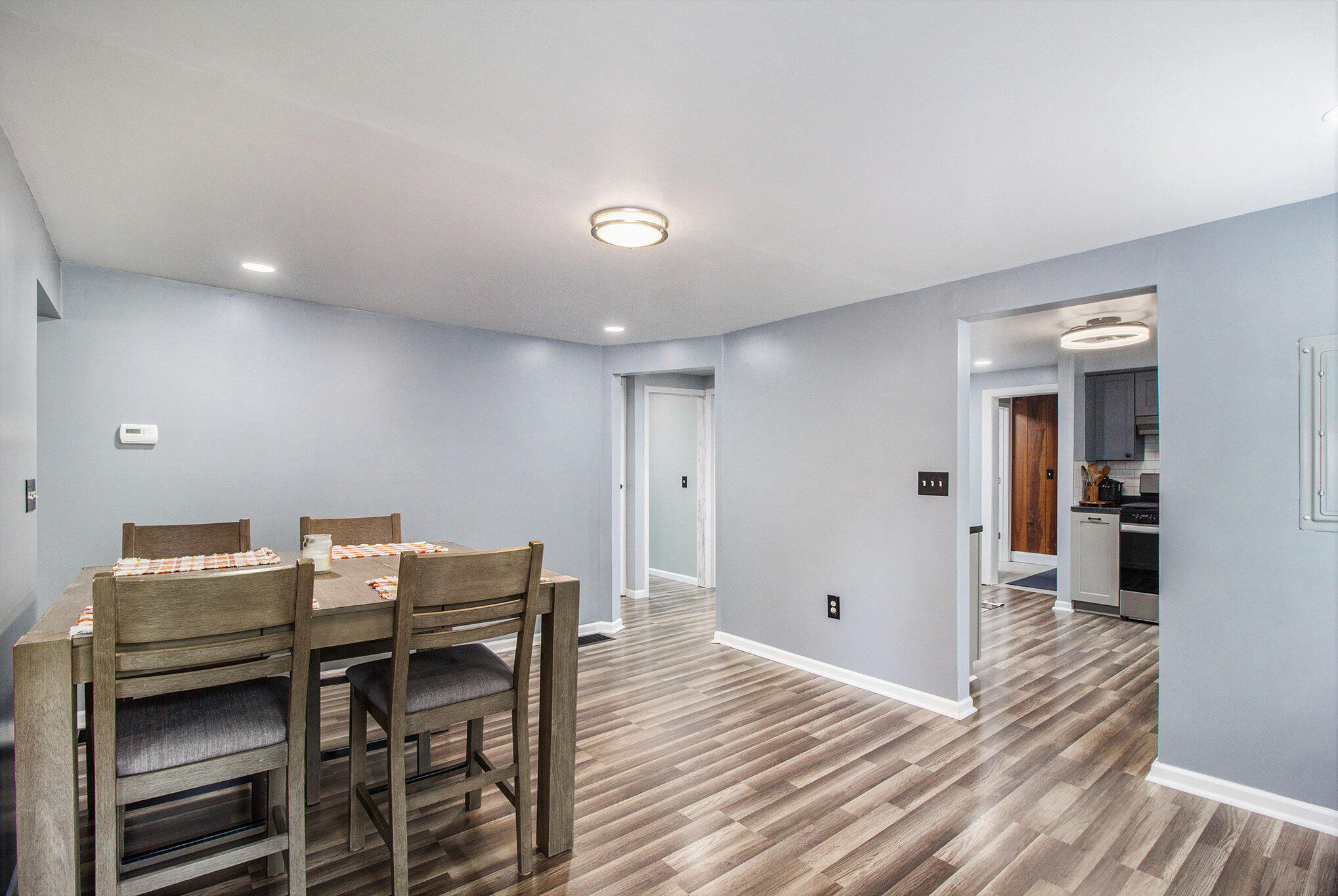 3189 Comboni Way