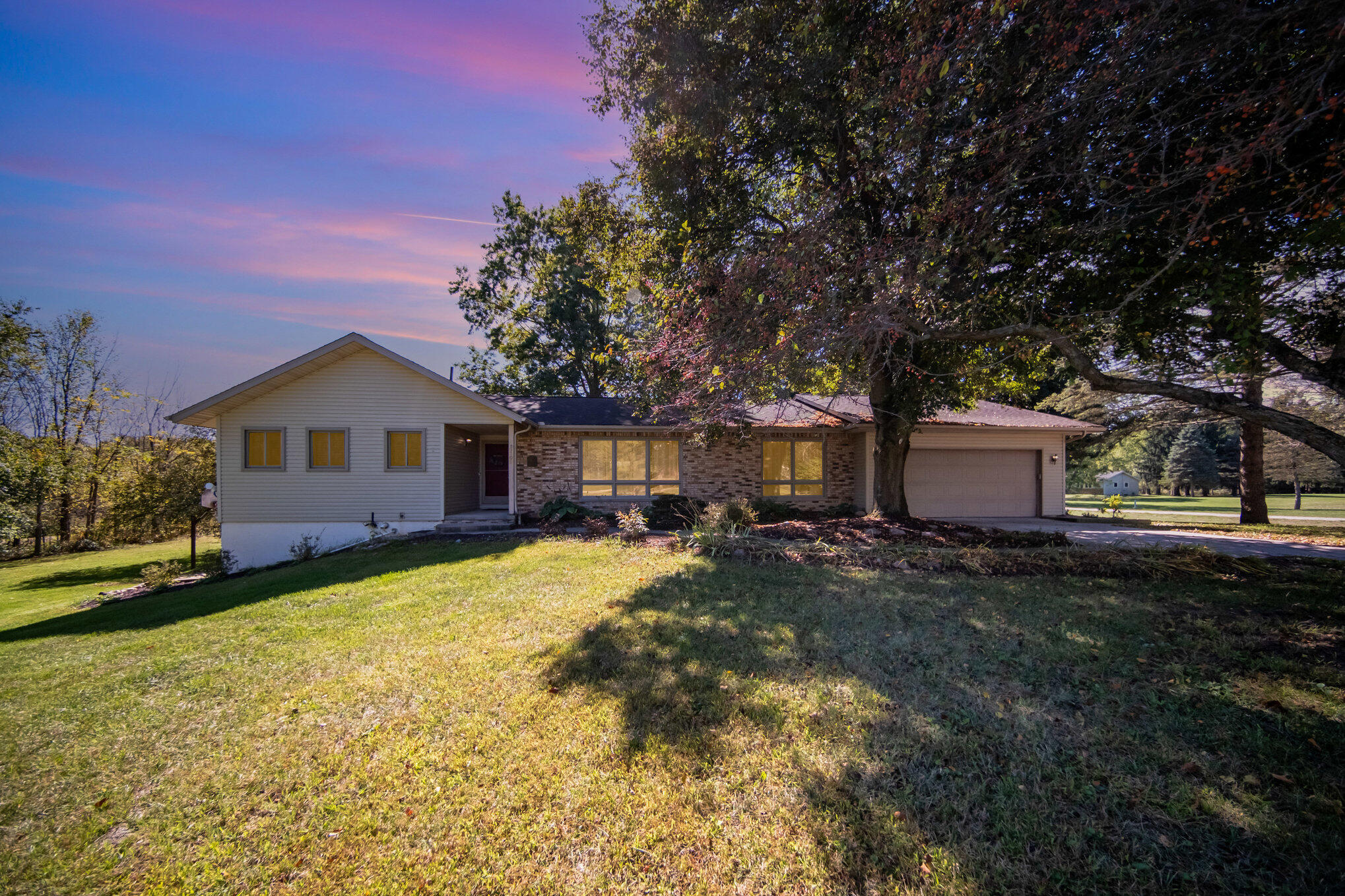 6109 -Waterworks Road