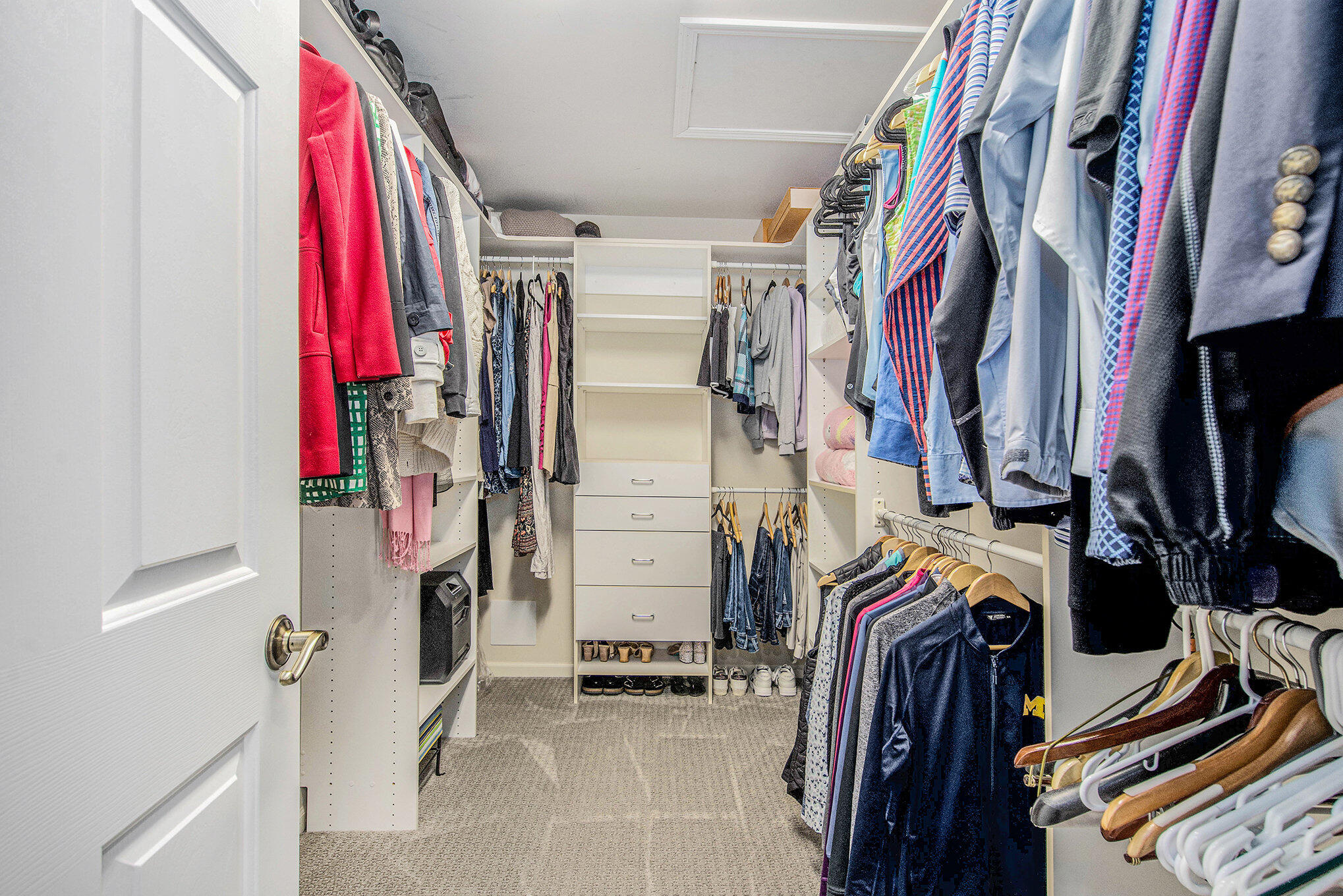 575 Pembroke Drive, Saline