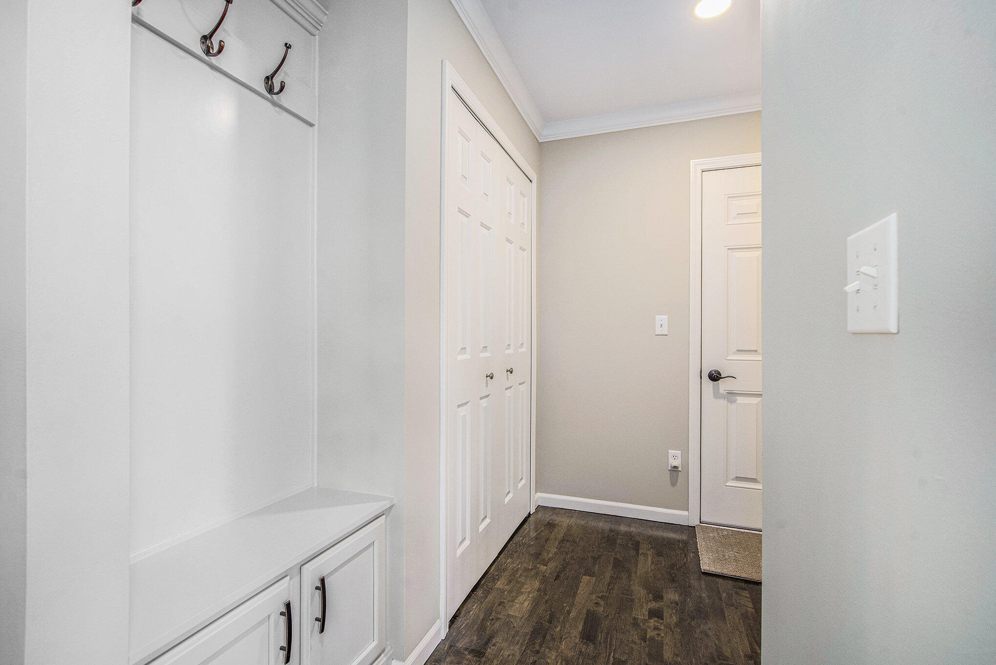 575 Pembroke Drive, Saline