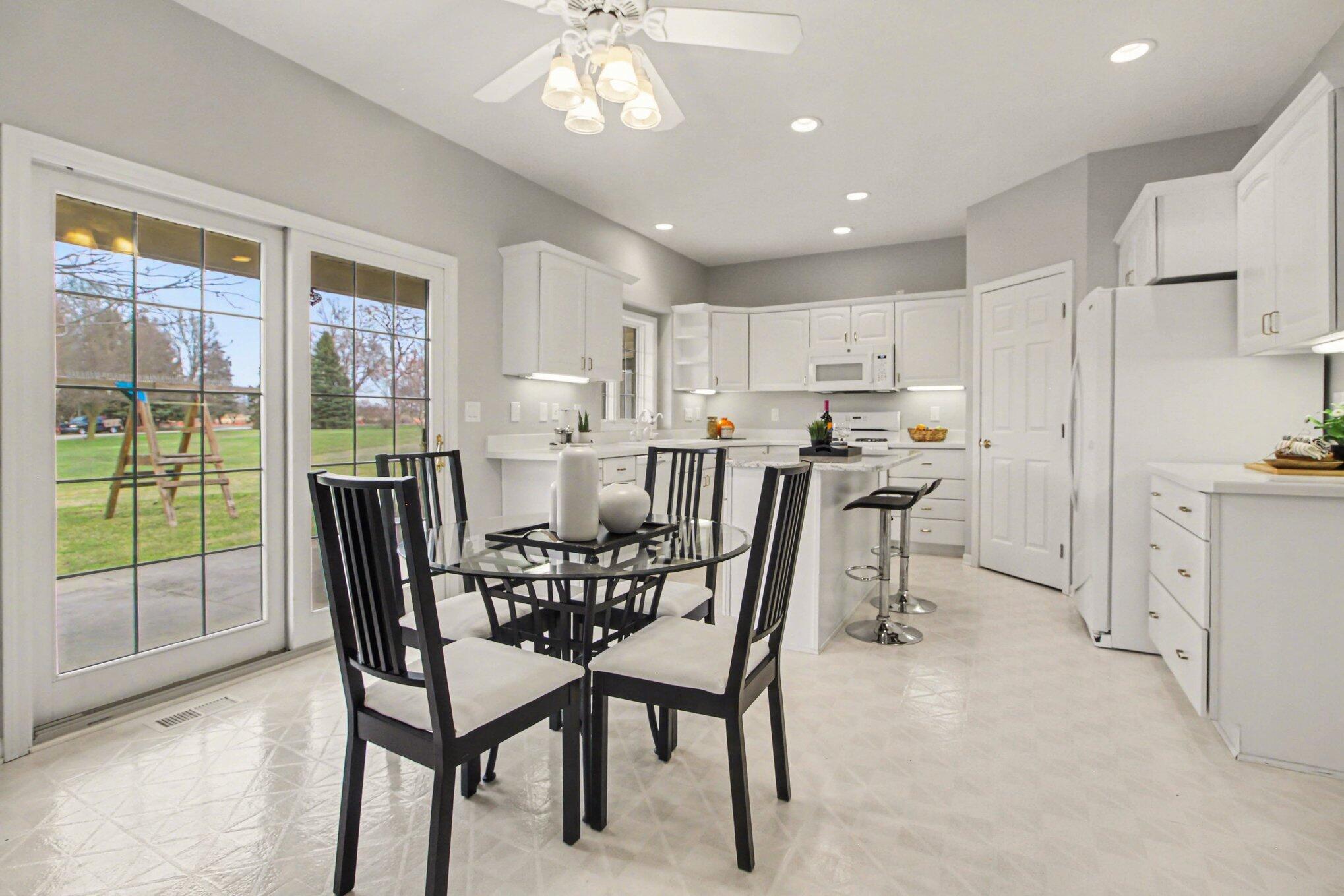 1100 Longview Lane