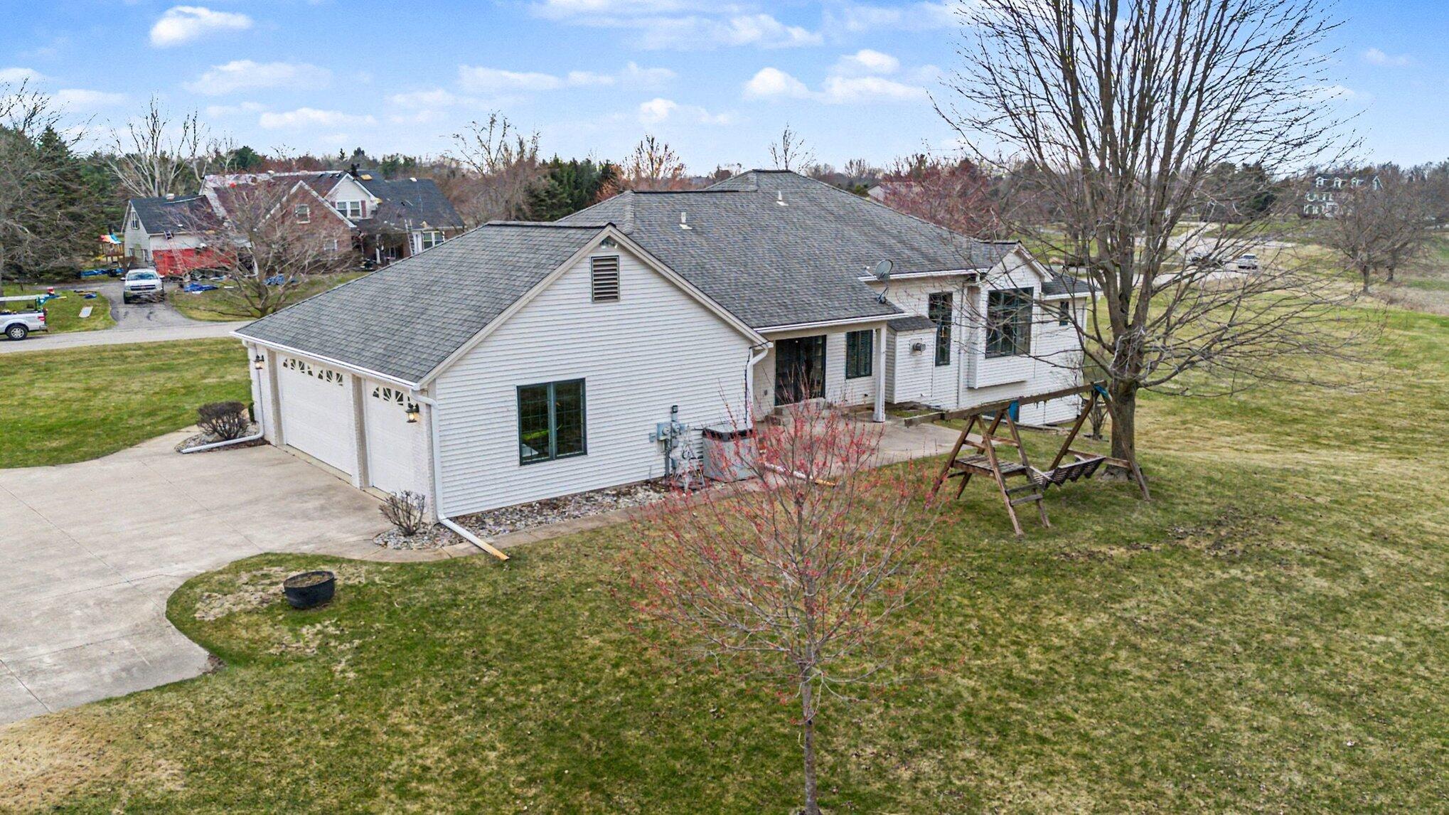 1100 Longview Lane