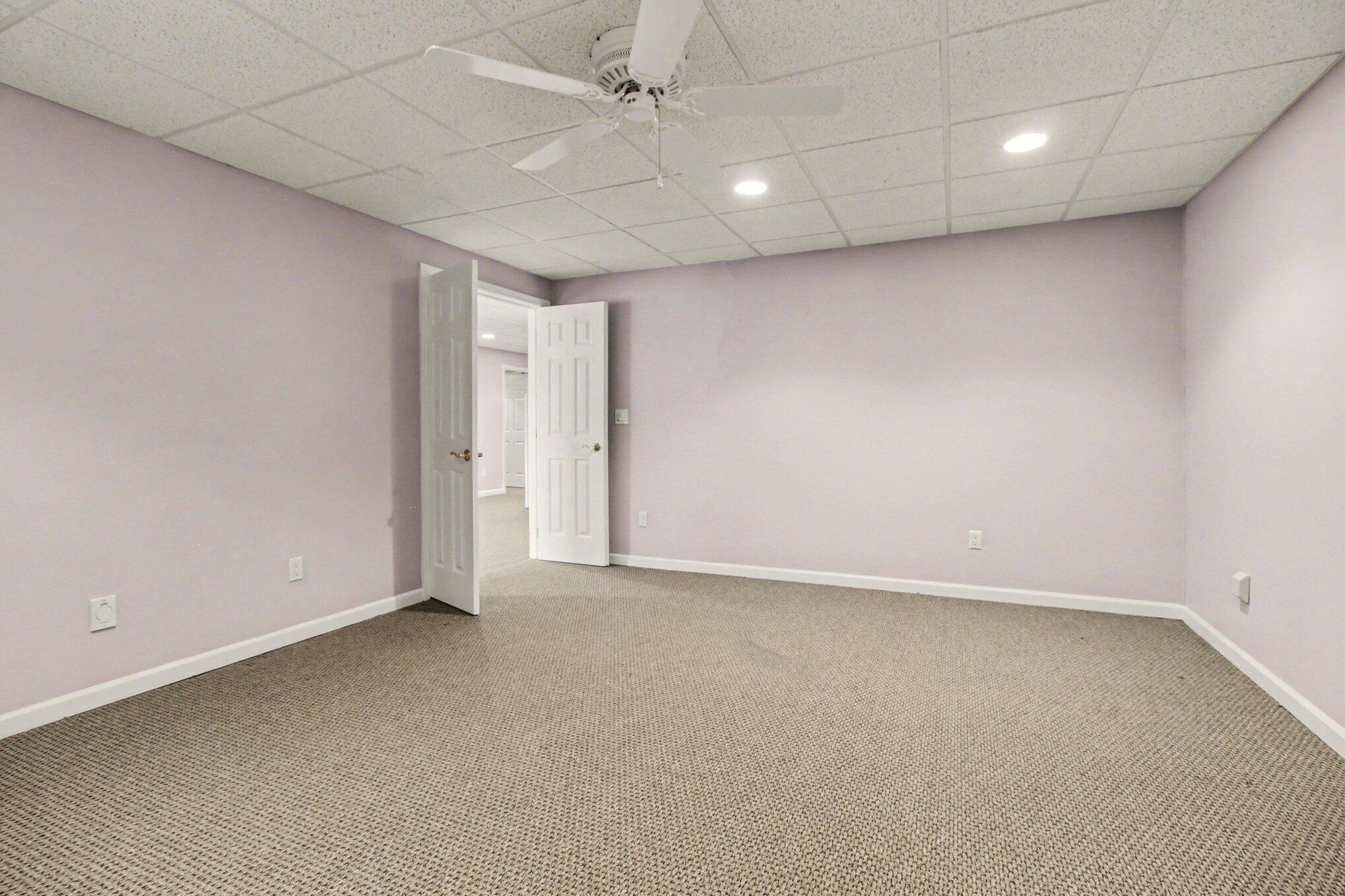 1100 Longview Lane