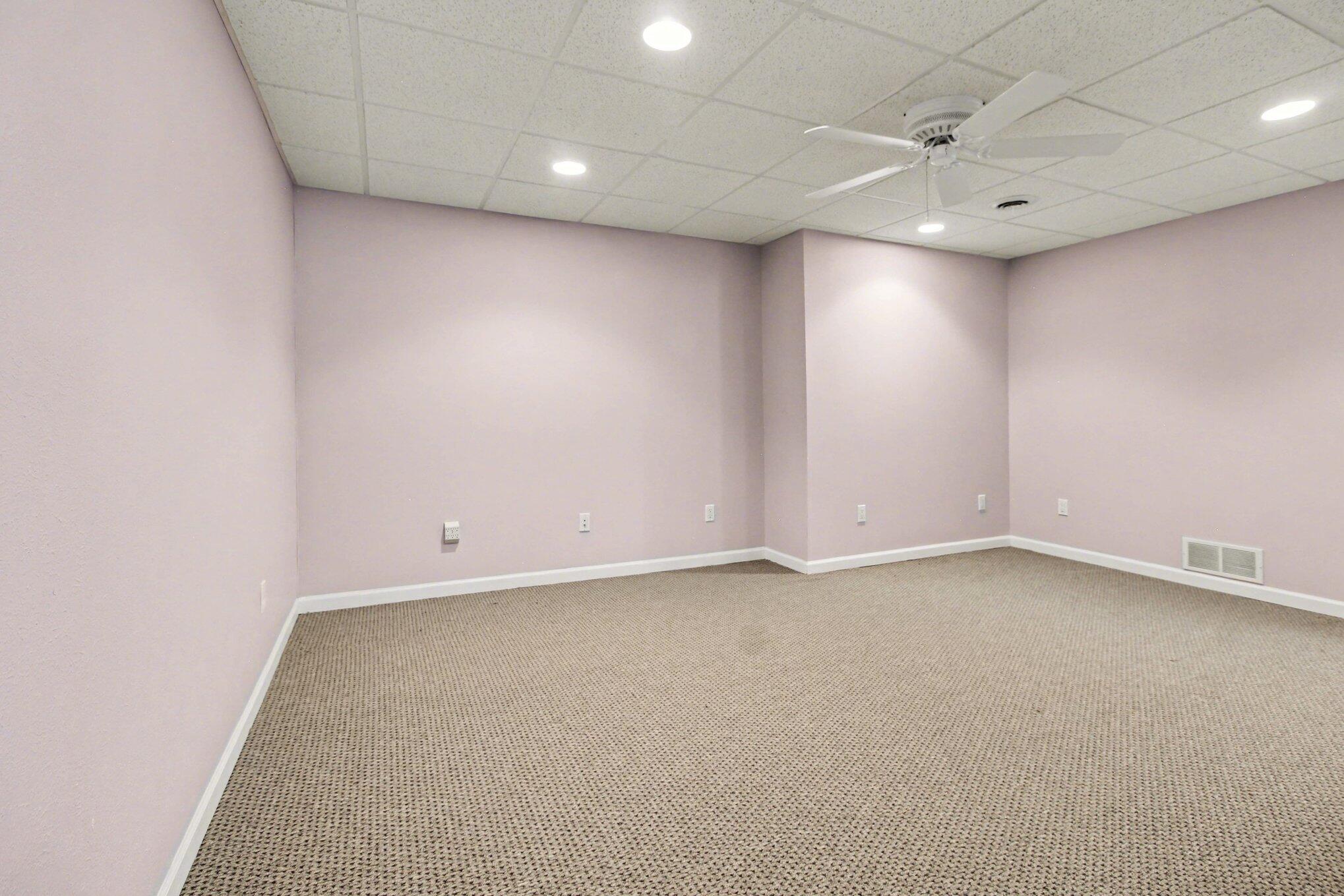 1100 Longview Lane