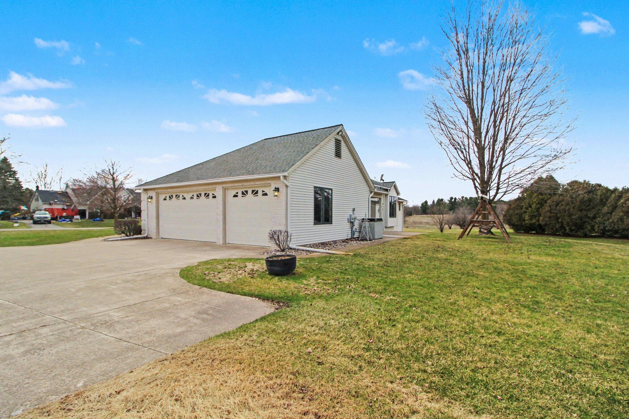 1100 Longview Lane