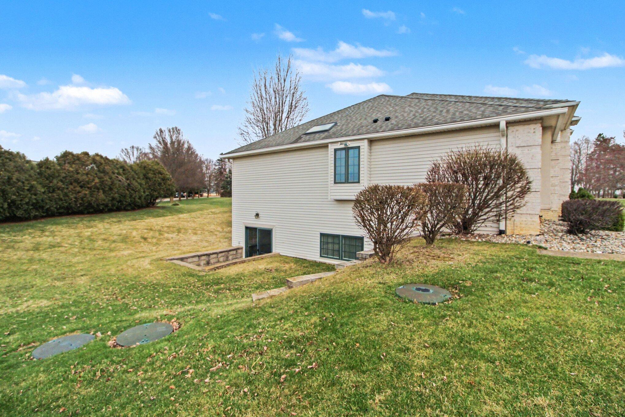 1100 Longview Lane