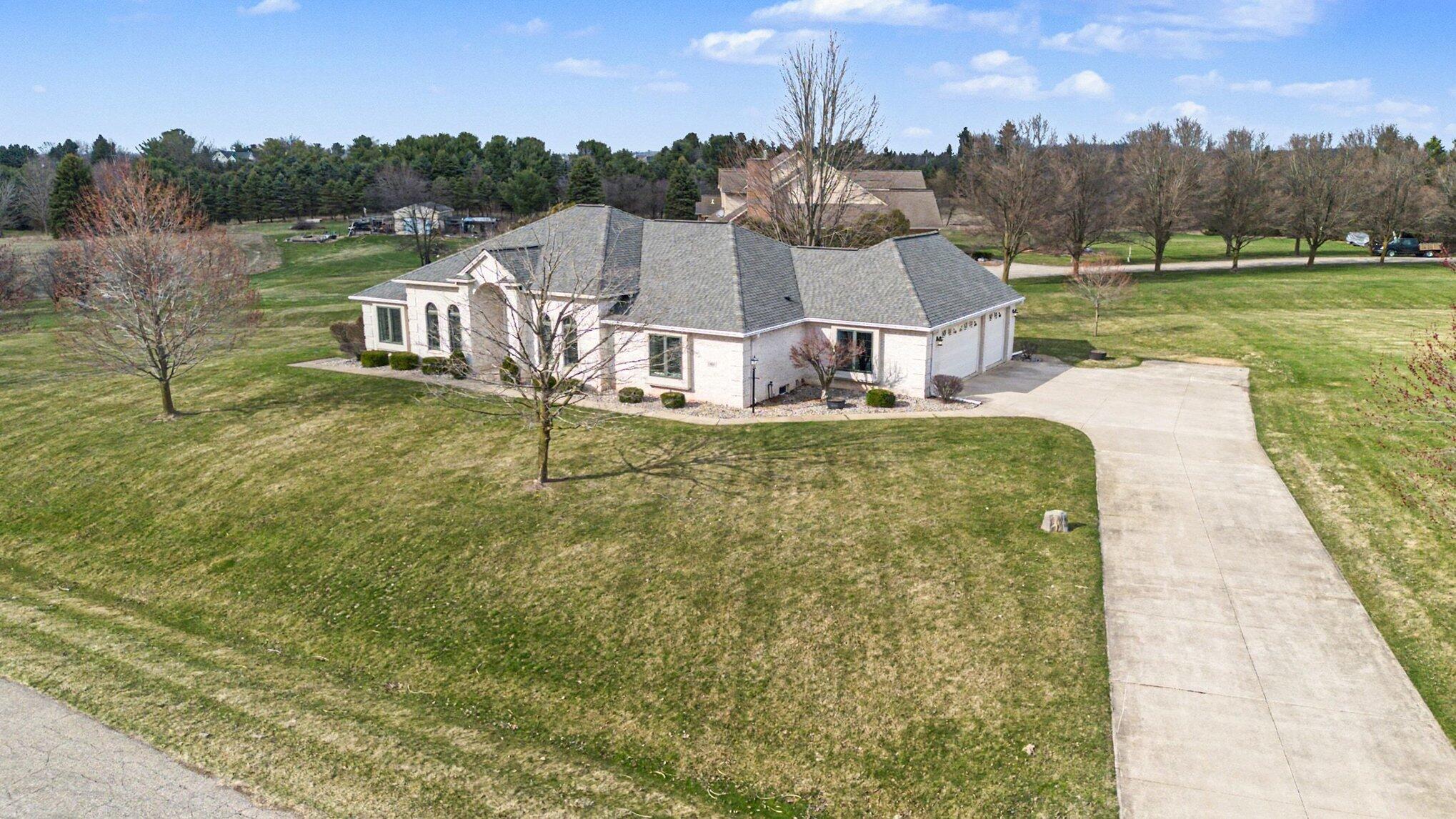 1100 Longview Lane