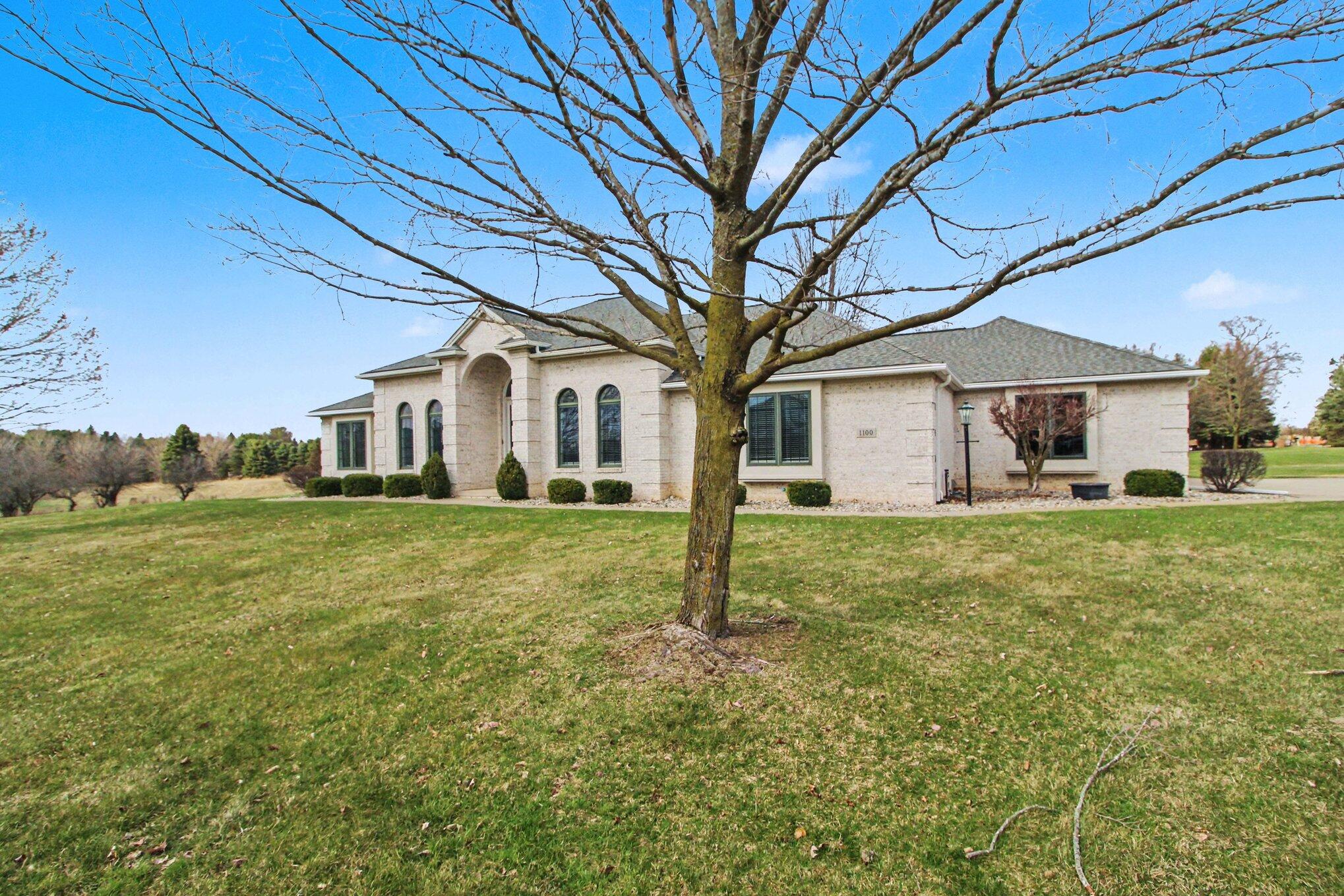 1100 Longview Lane