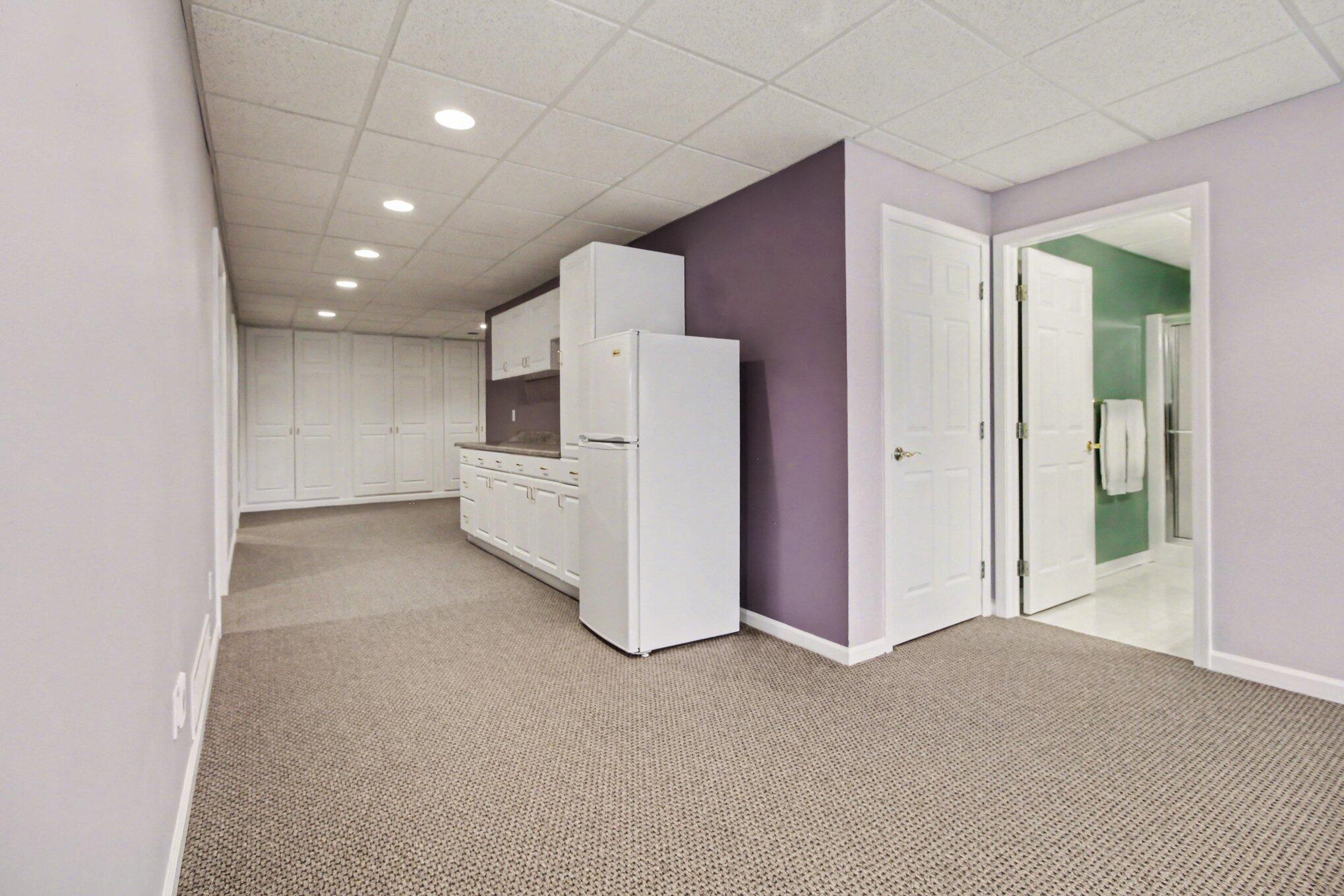 1100 Longview Lane