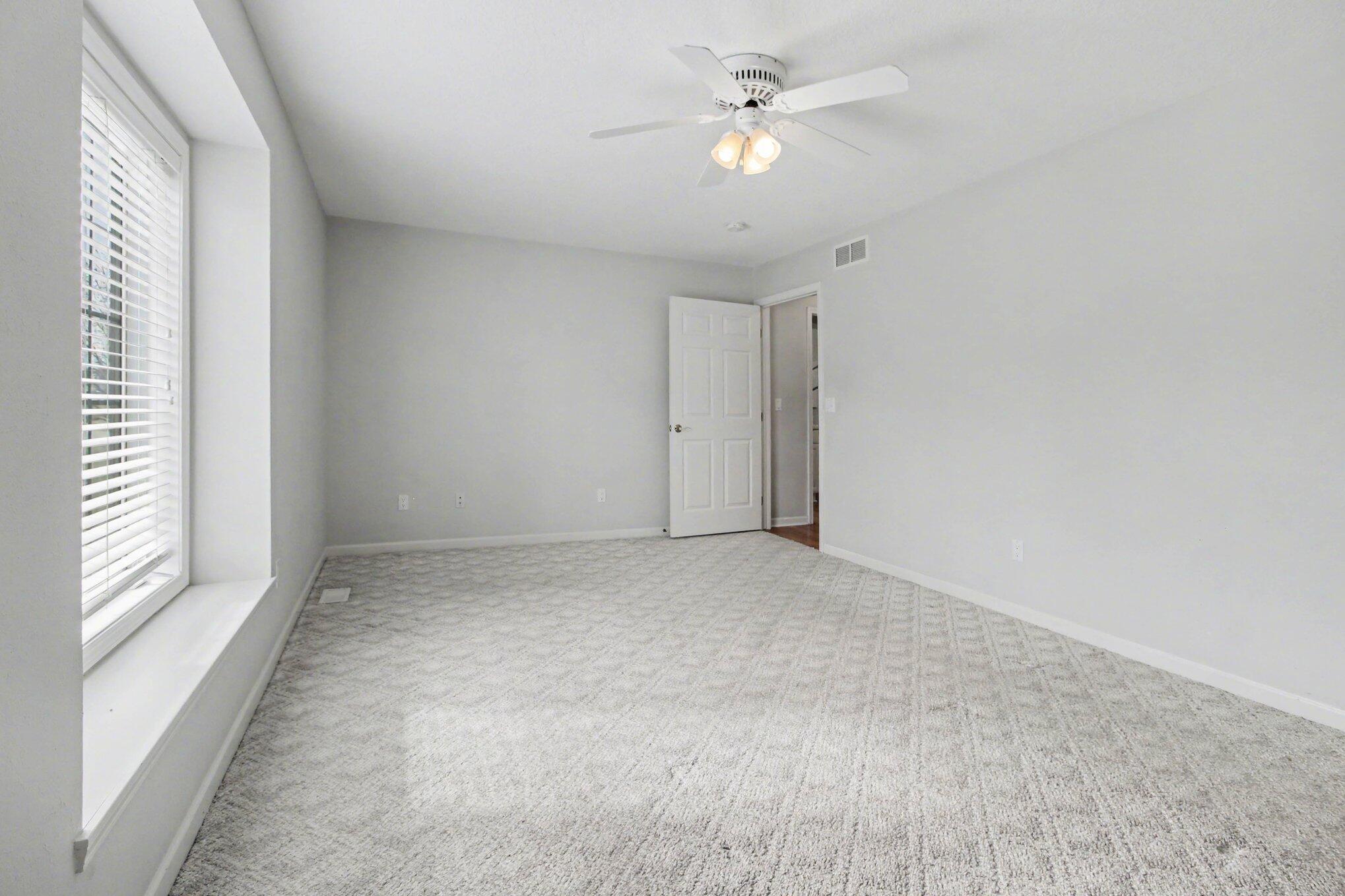 1100 Longview Lane