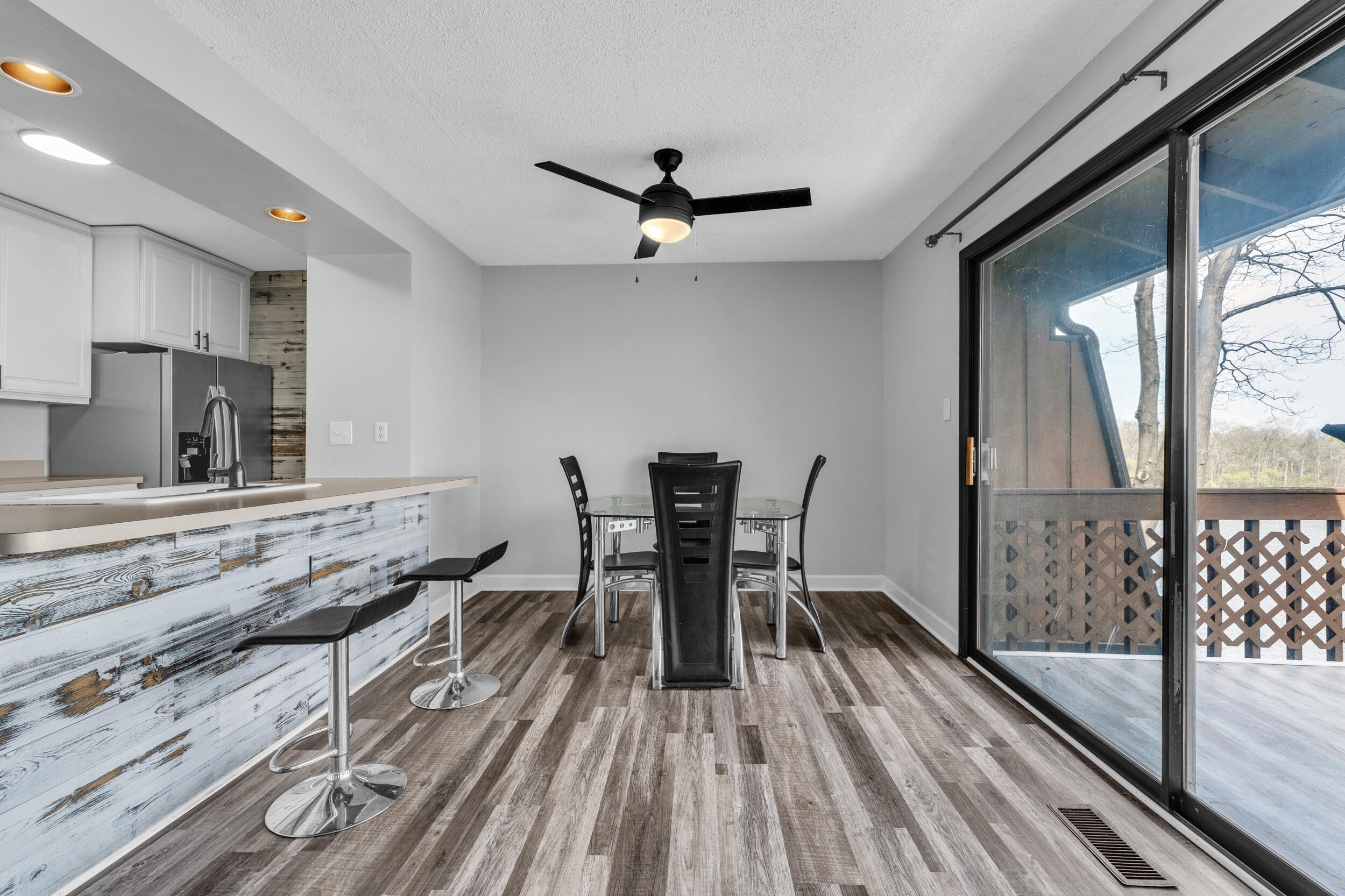 1730 Grove Road B-307