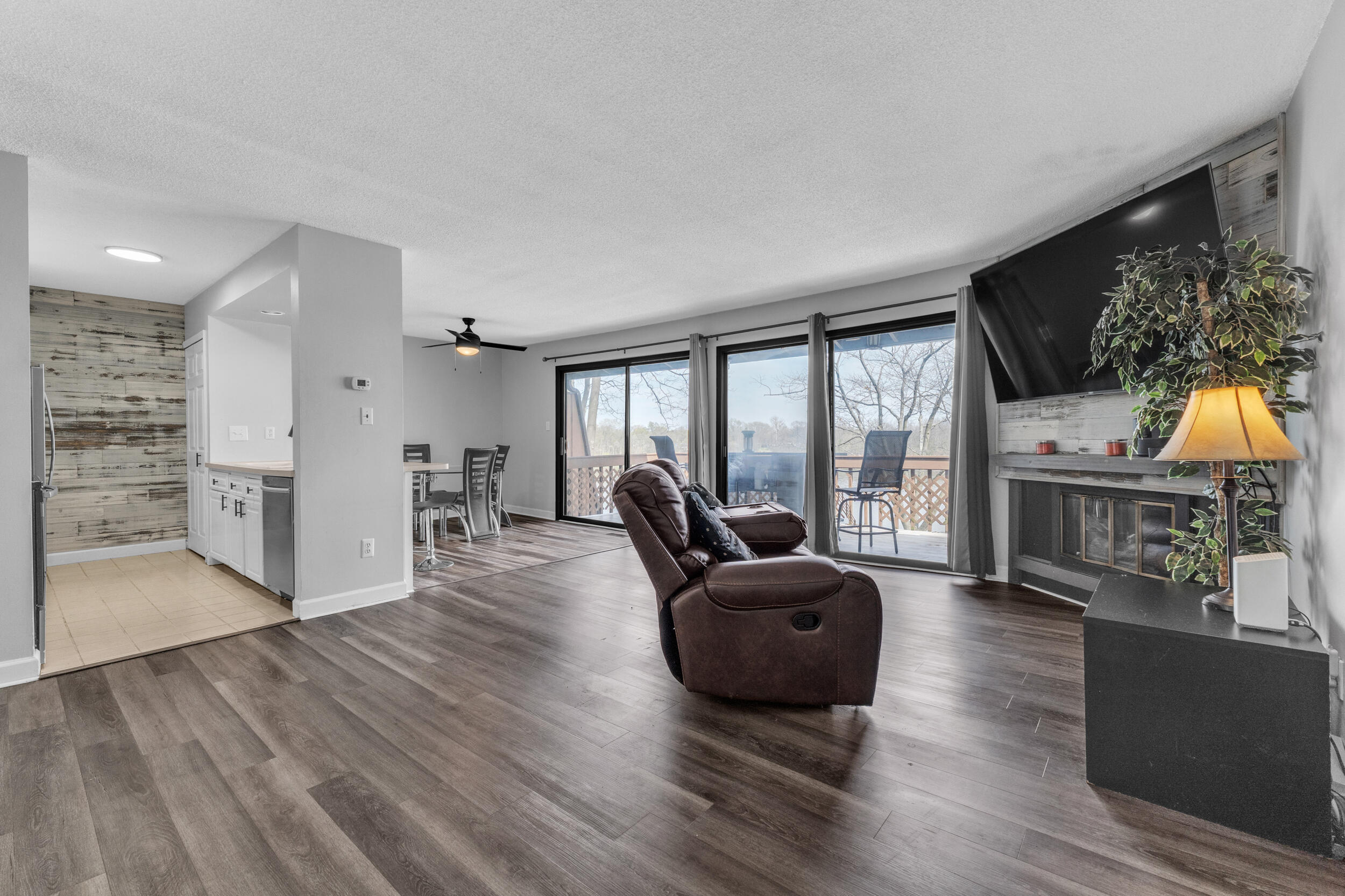 1730 Grove Road B-307