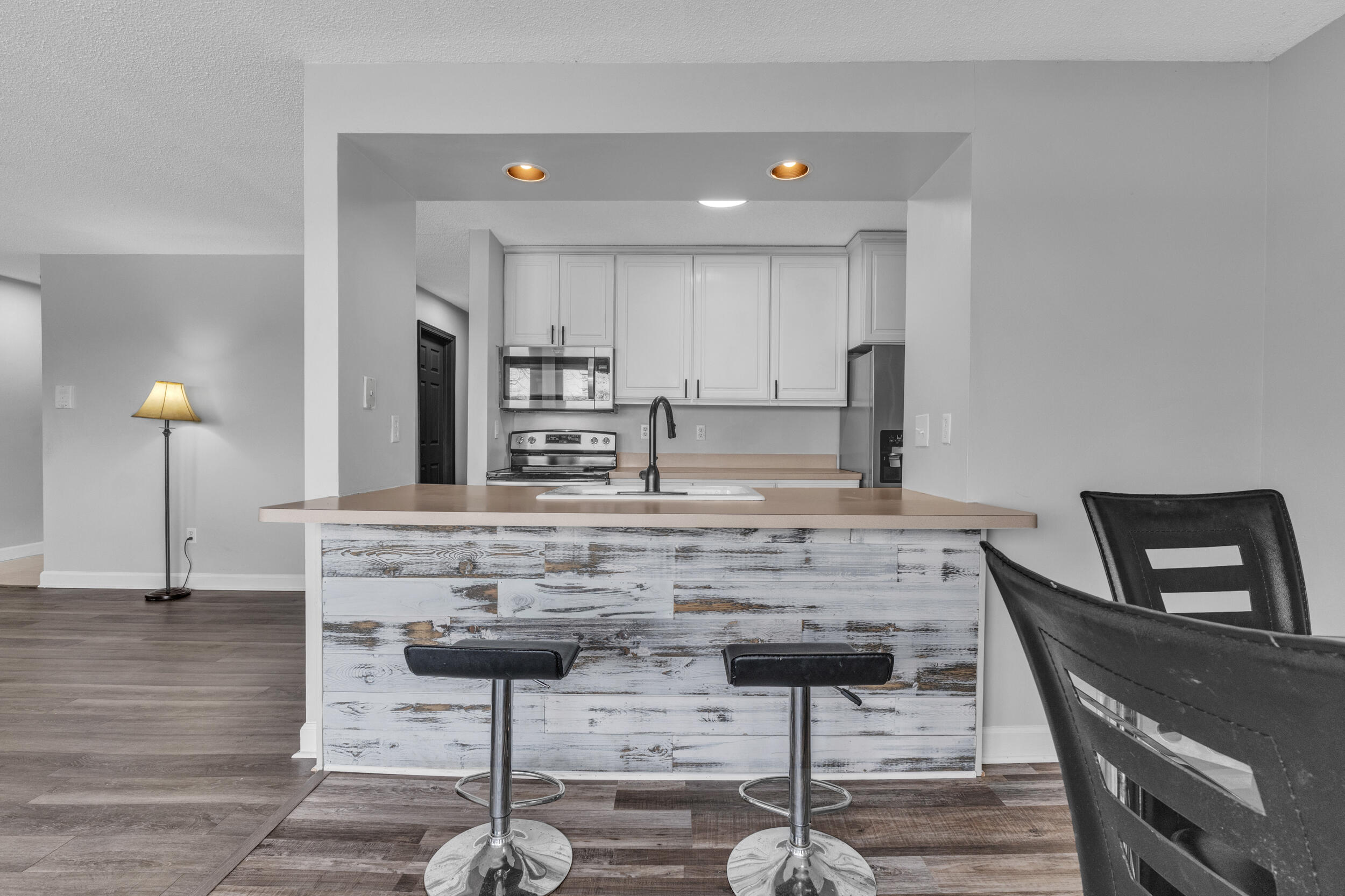 1730 Grove Road B-307