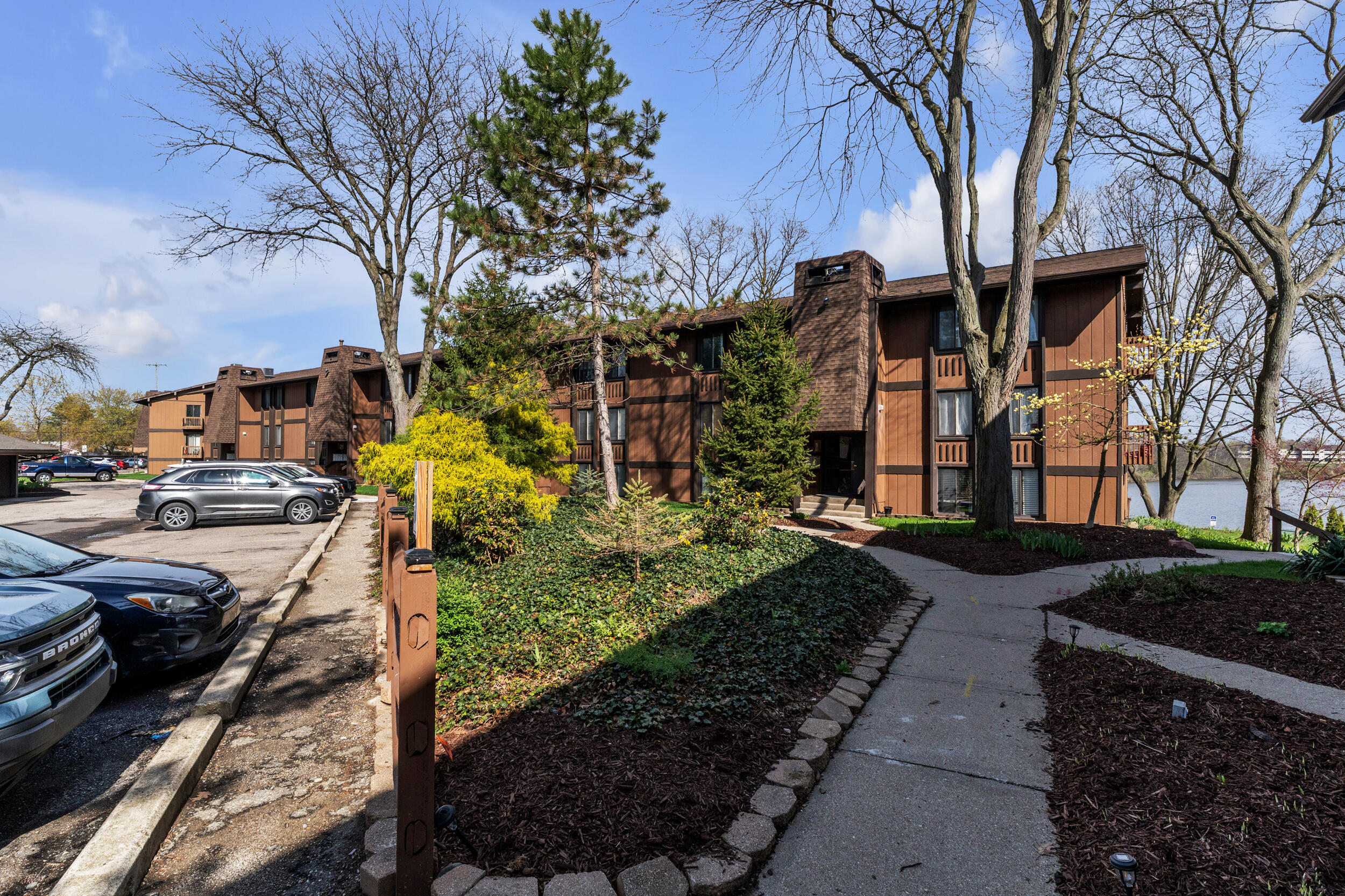 1730 Grove Road B-307