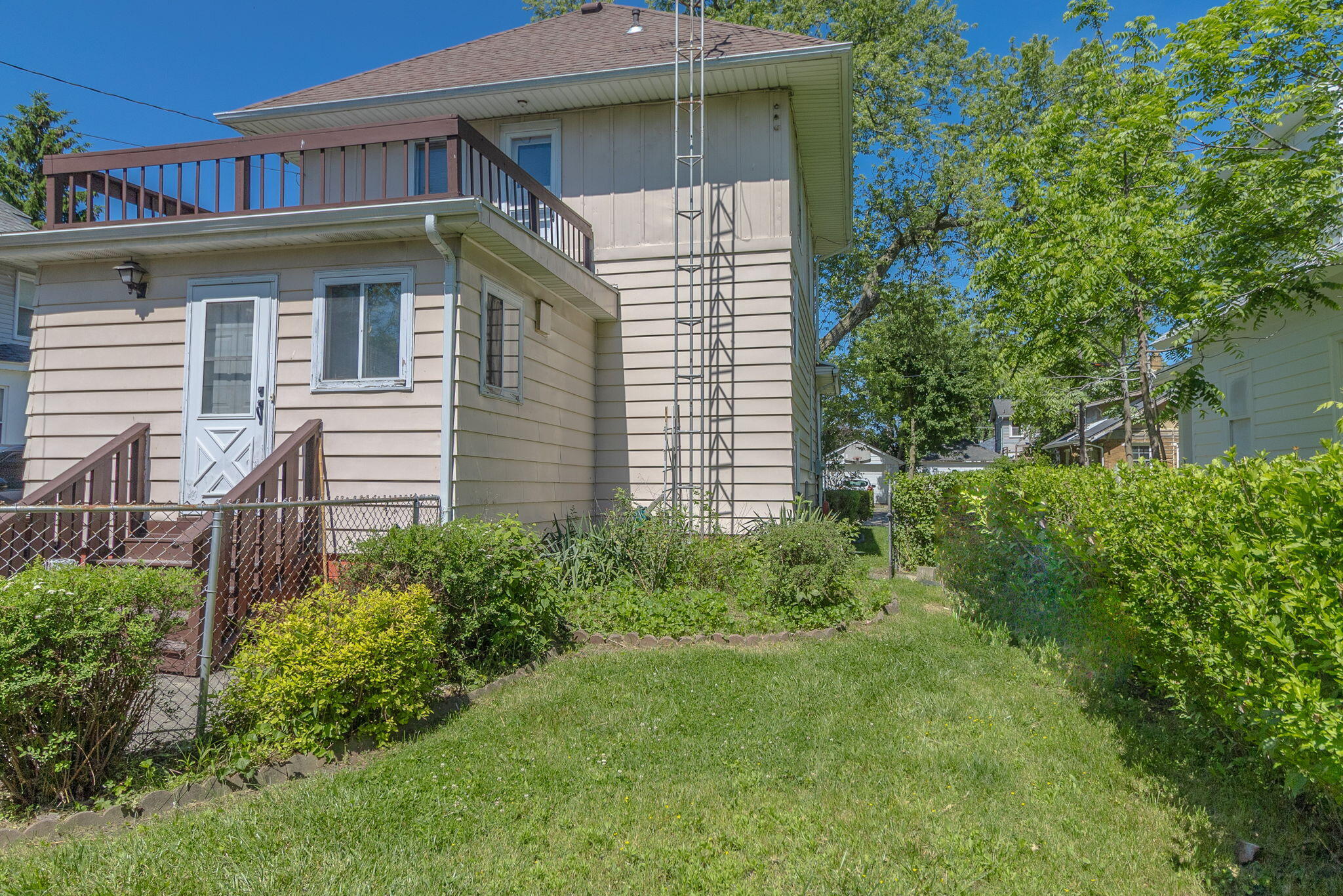 434 Sackett Avenue