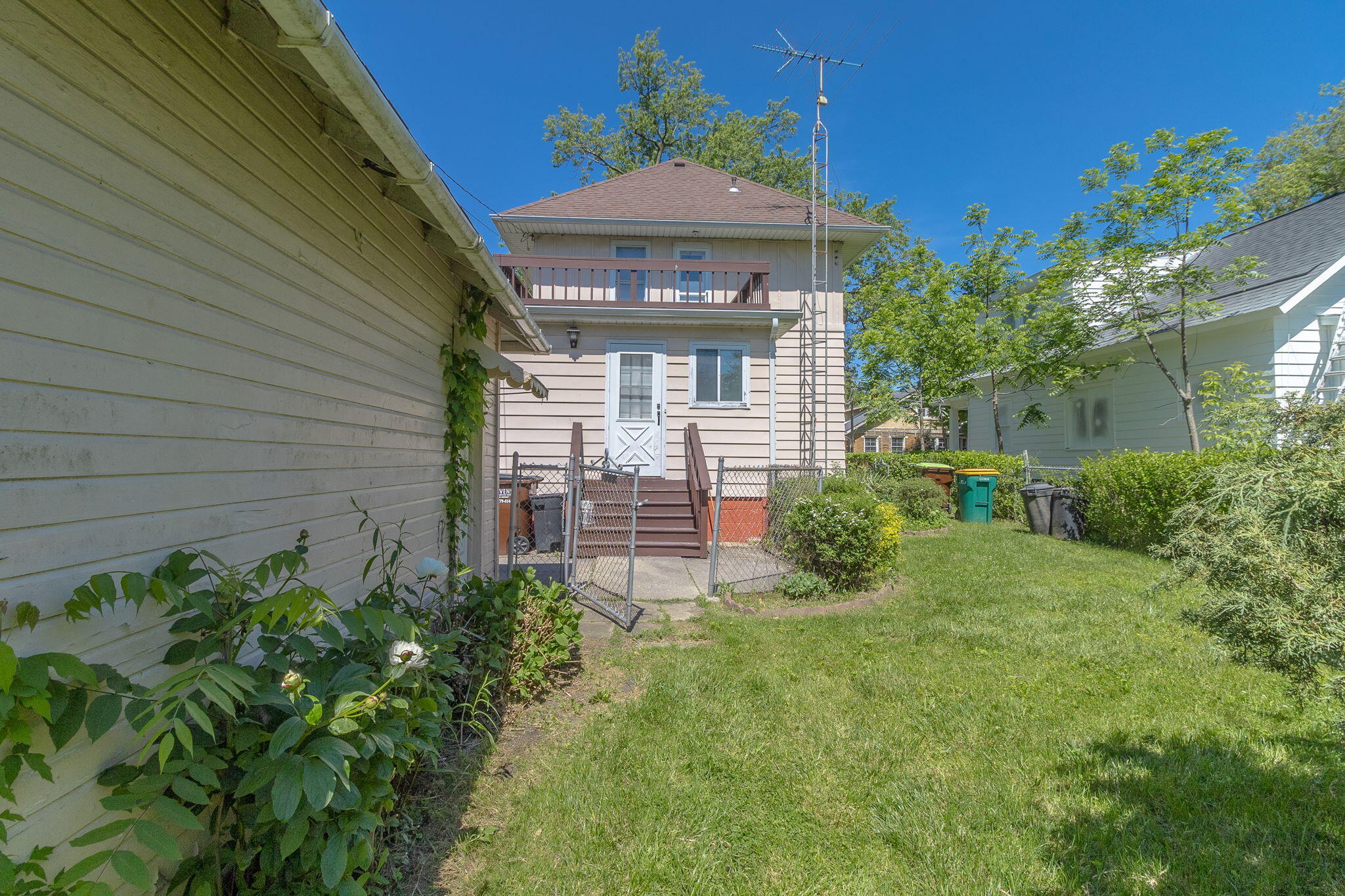 434 Sackett Avenue