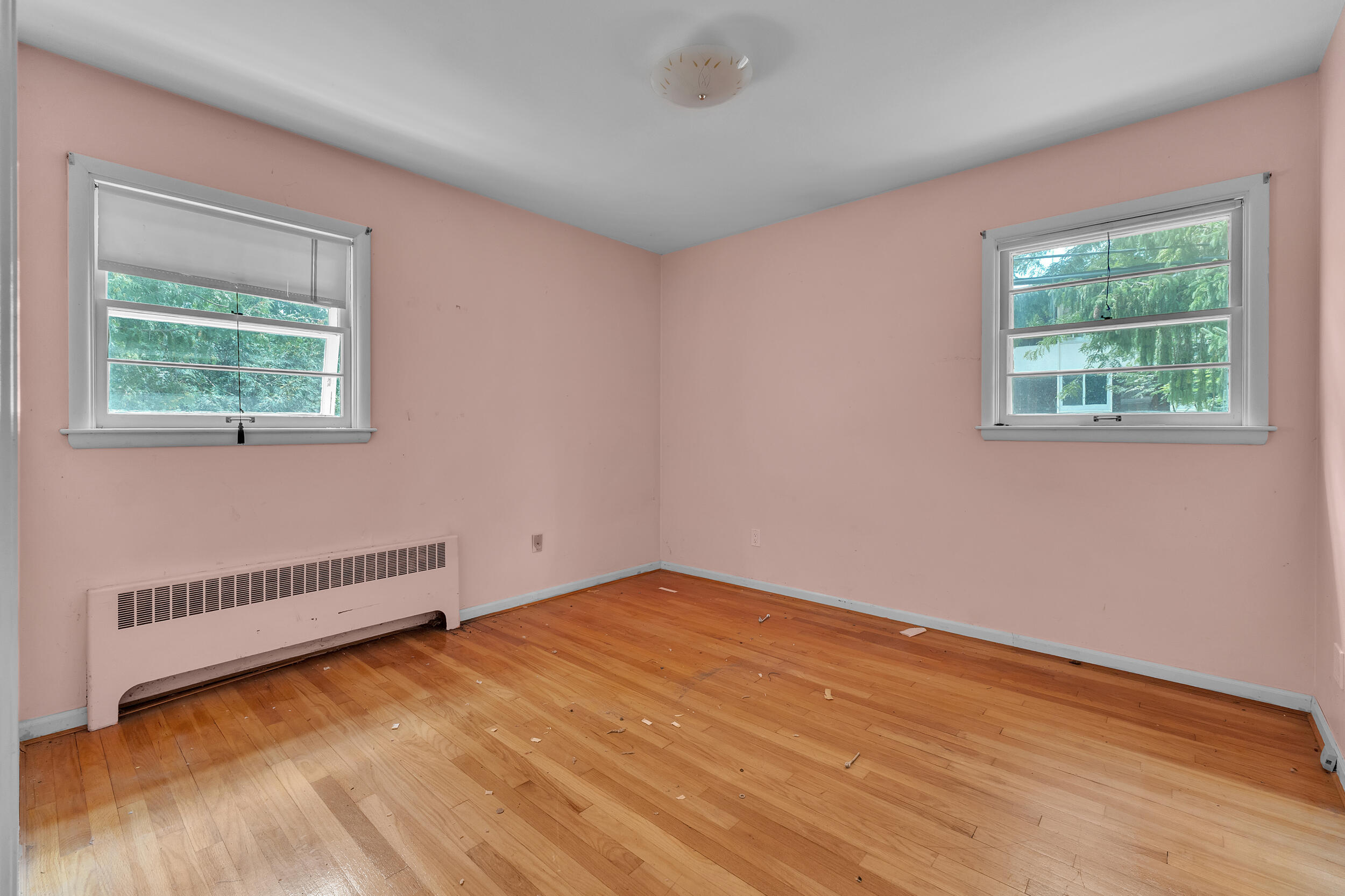 6 Ruthven Place