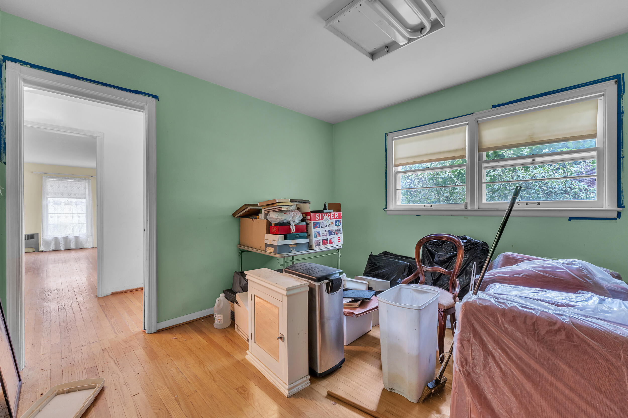 6 Ruthven Place