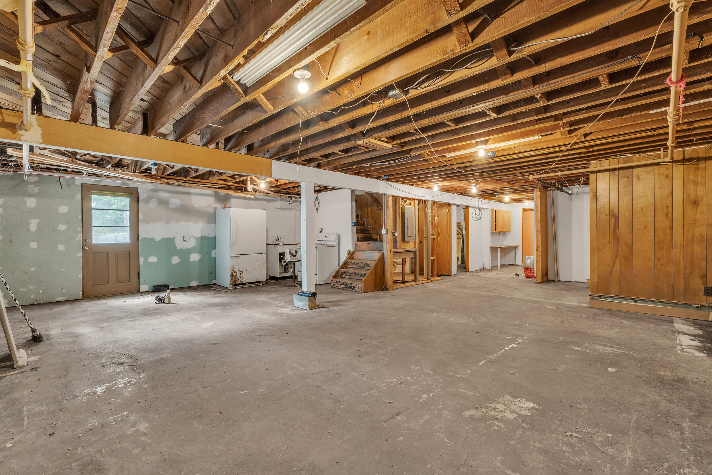 6 Ruthven Place