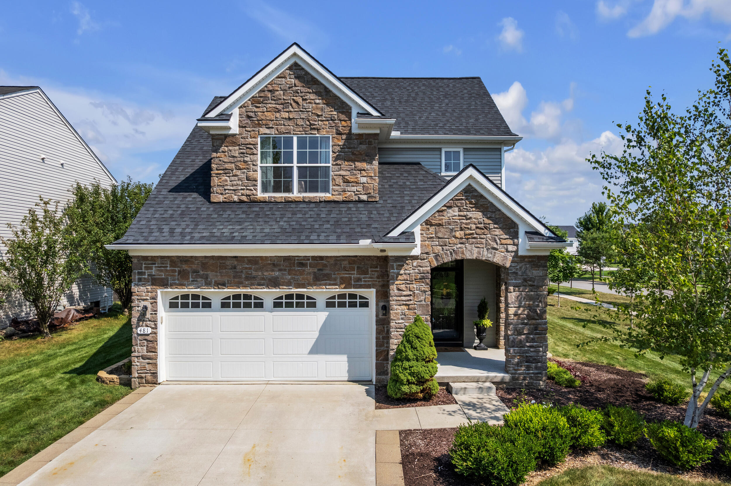 481 Hickory Bluff Lane