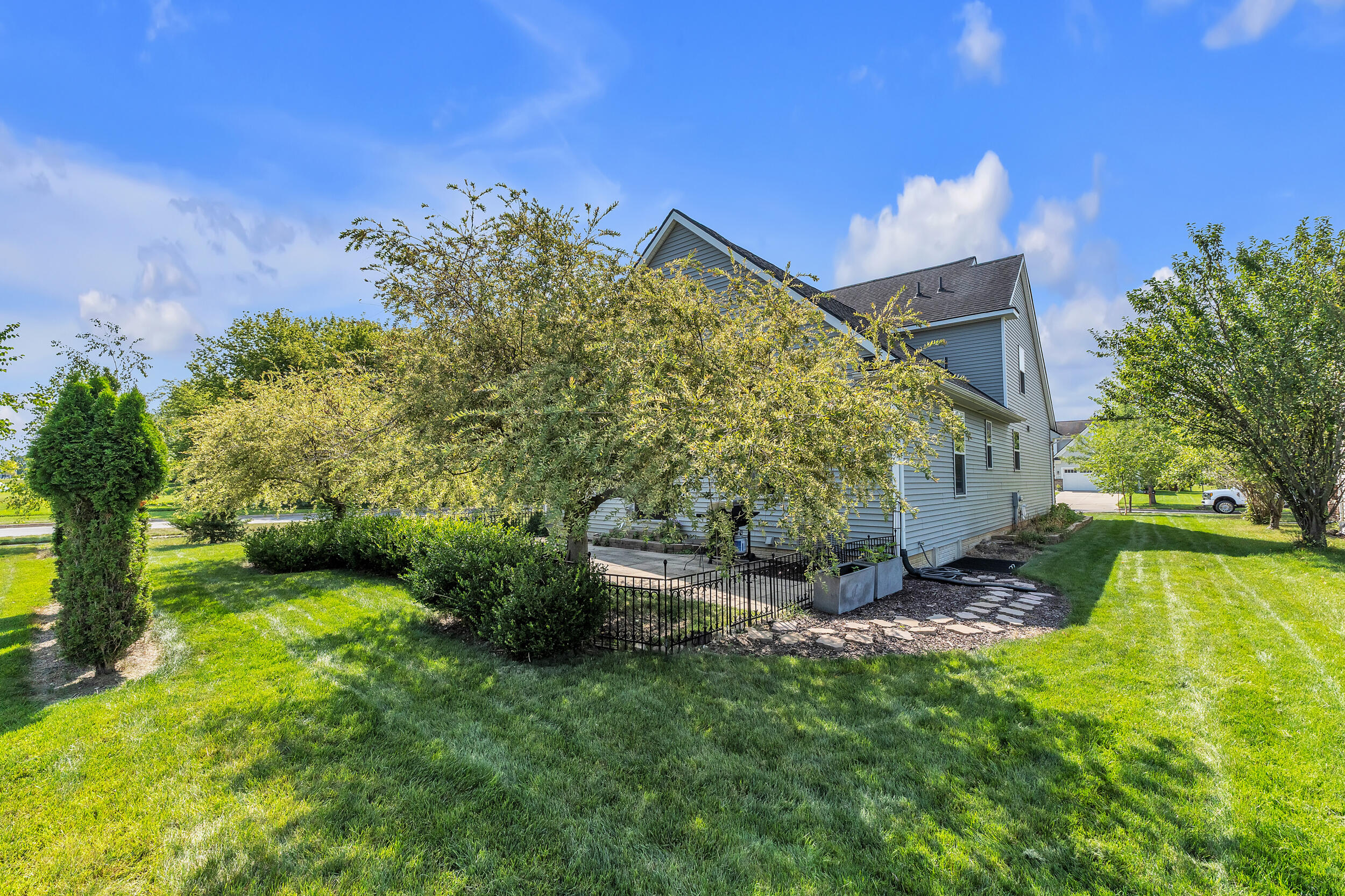 481 Hickory Bluff Lane