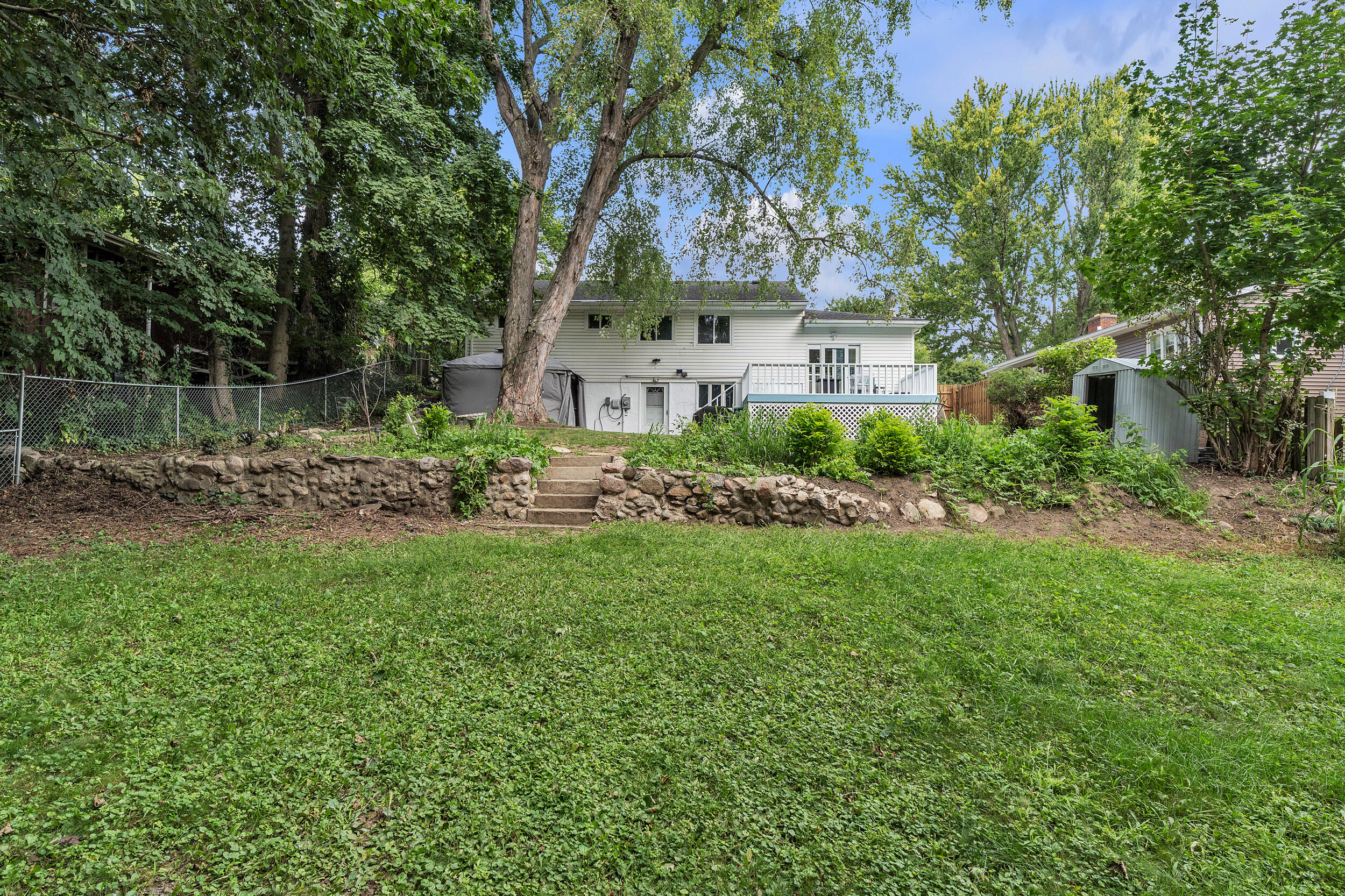 217 W McKay Street