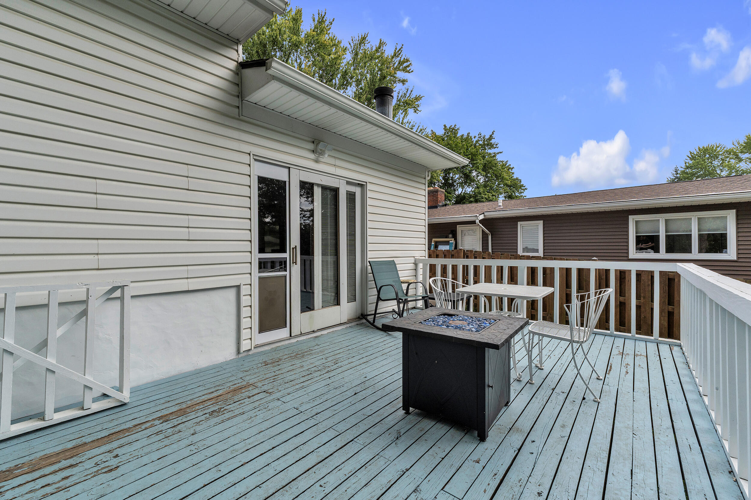 217 W McKay Street