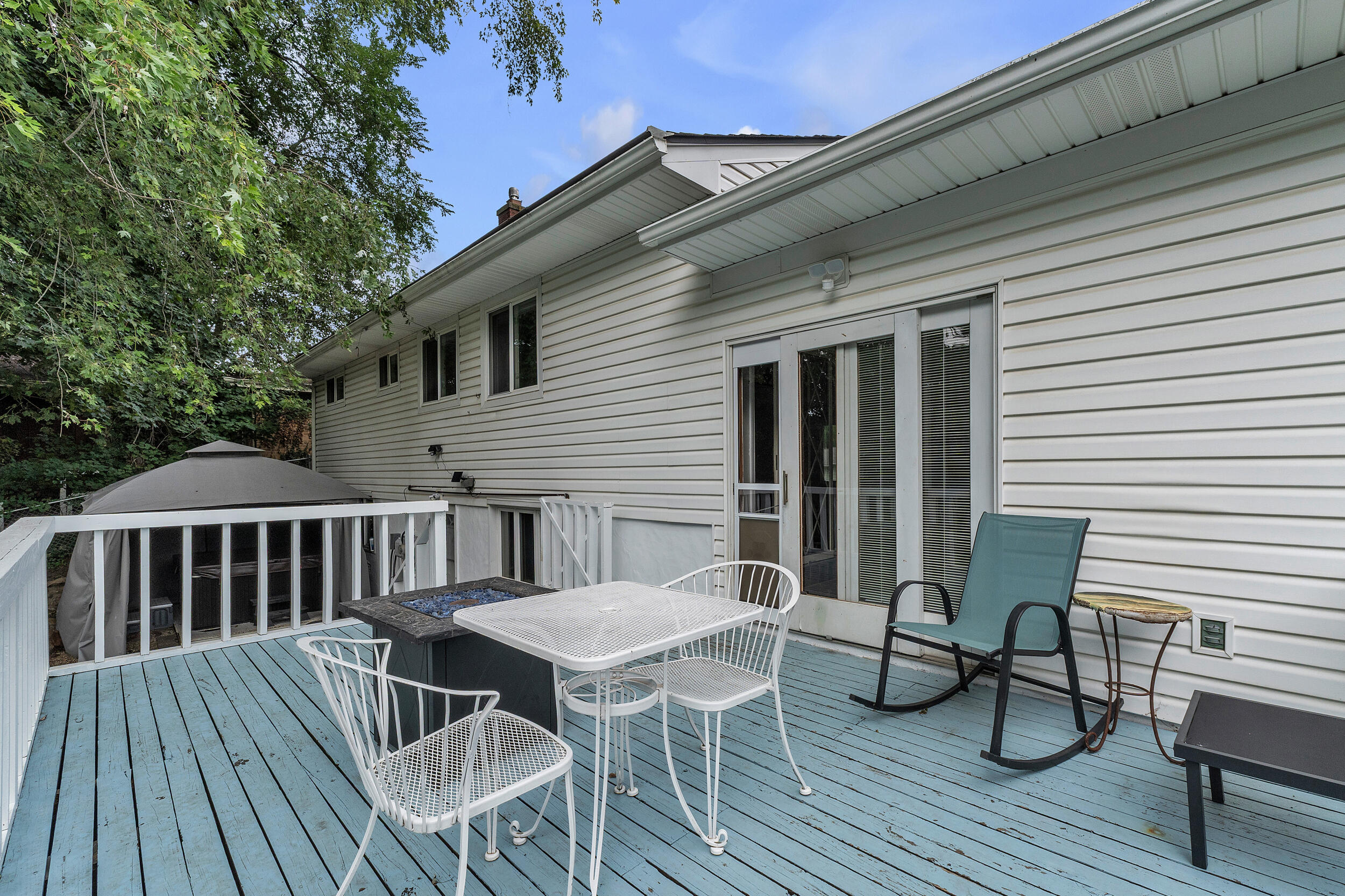 217 W McKay Street