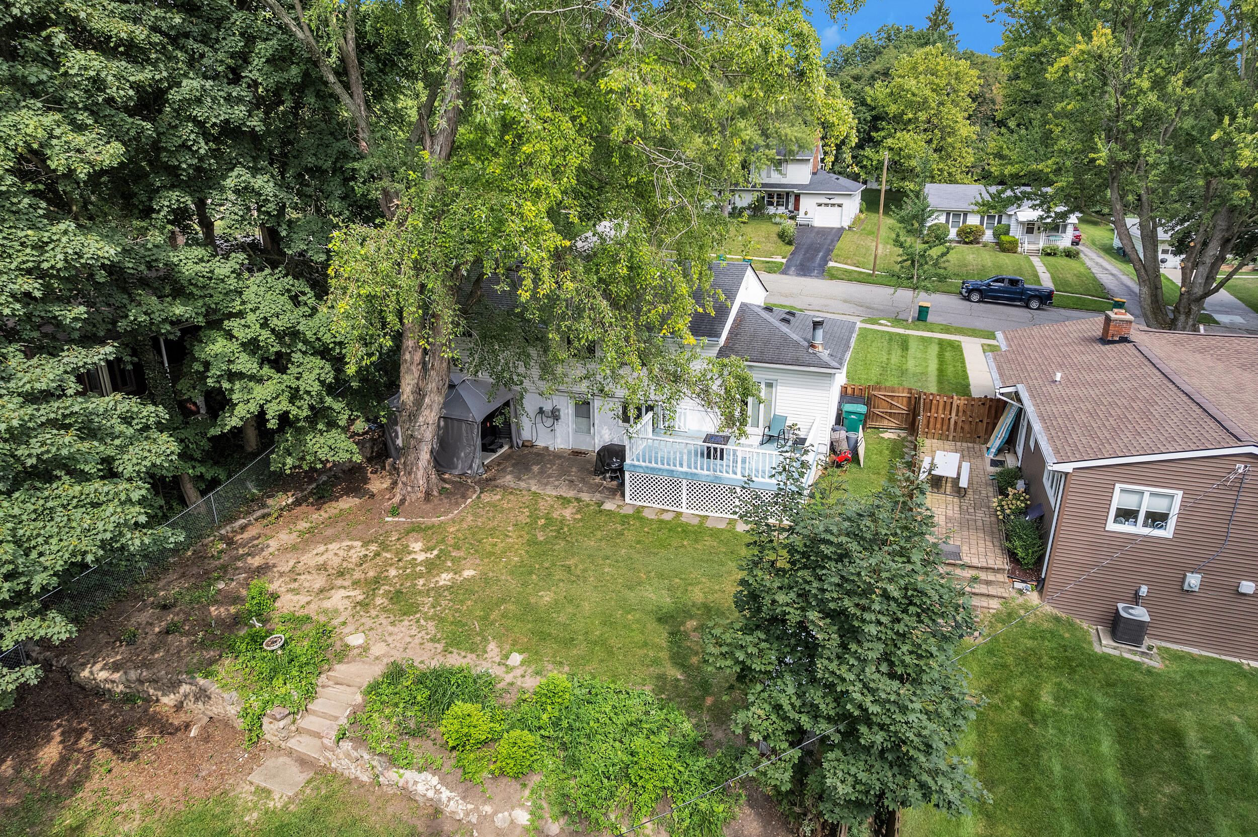 217 W McKay Street