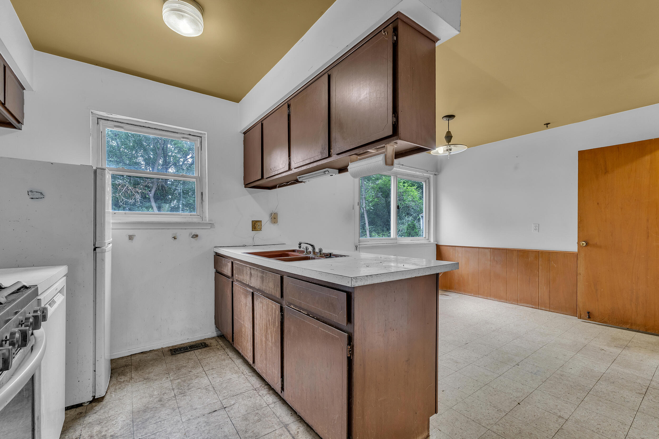 2267 Pontiac Trail