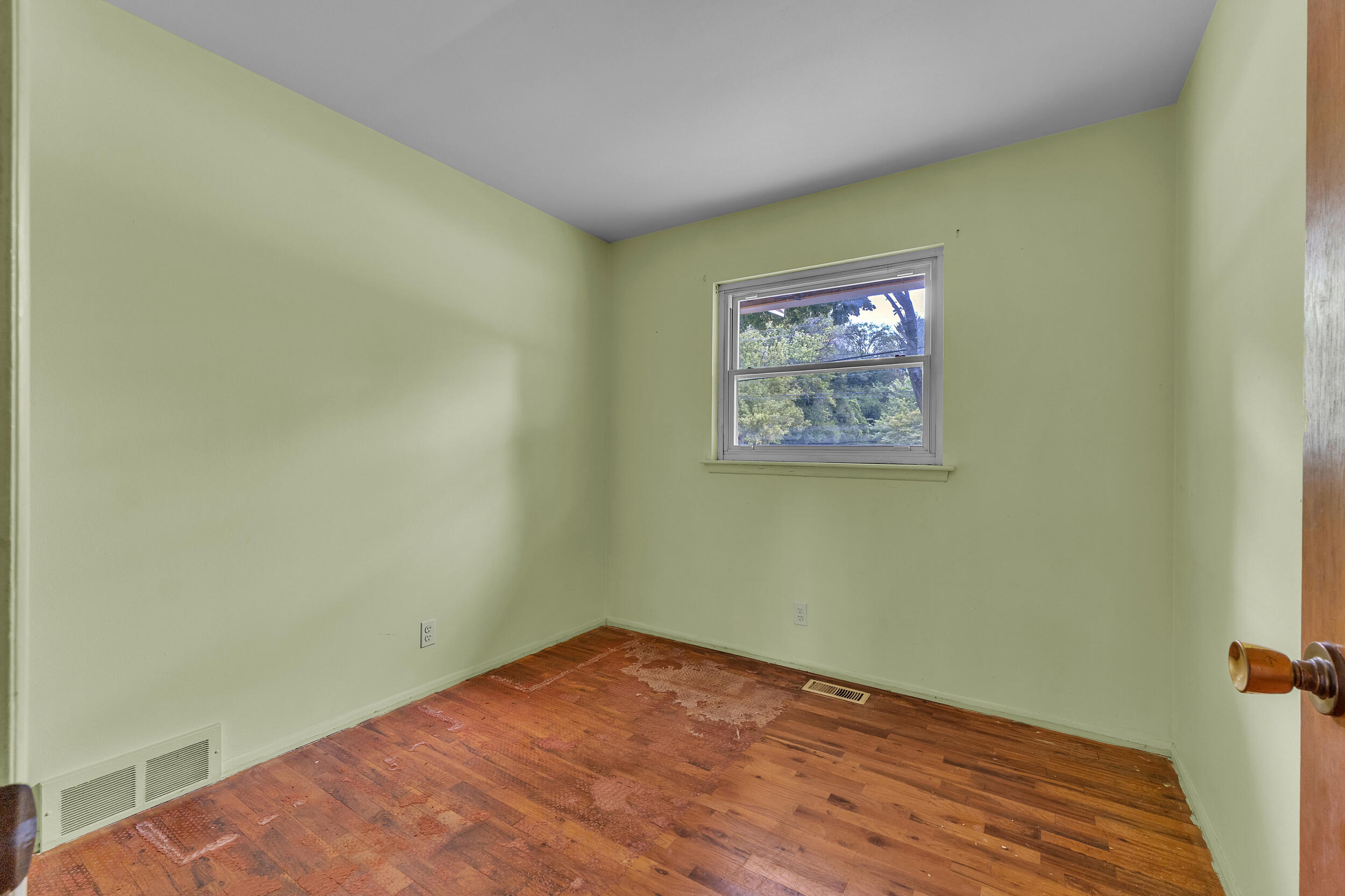 2267 Pontiac Trail