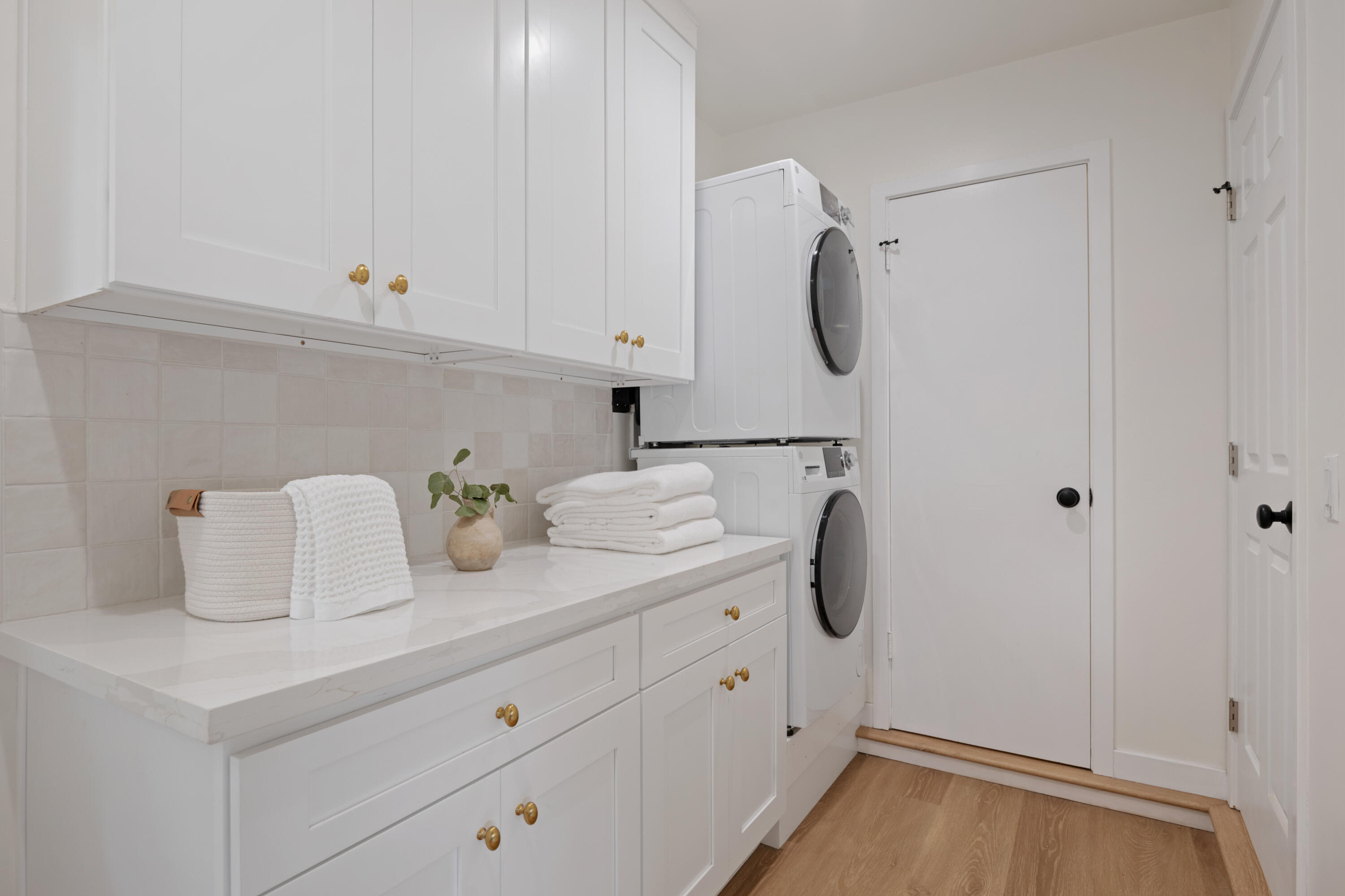 997 N San Marcos Road