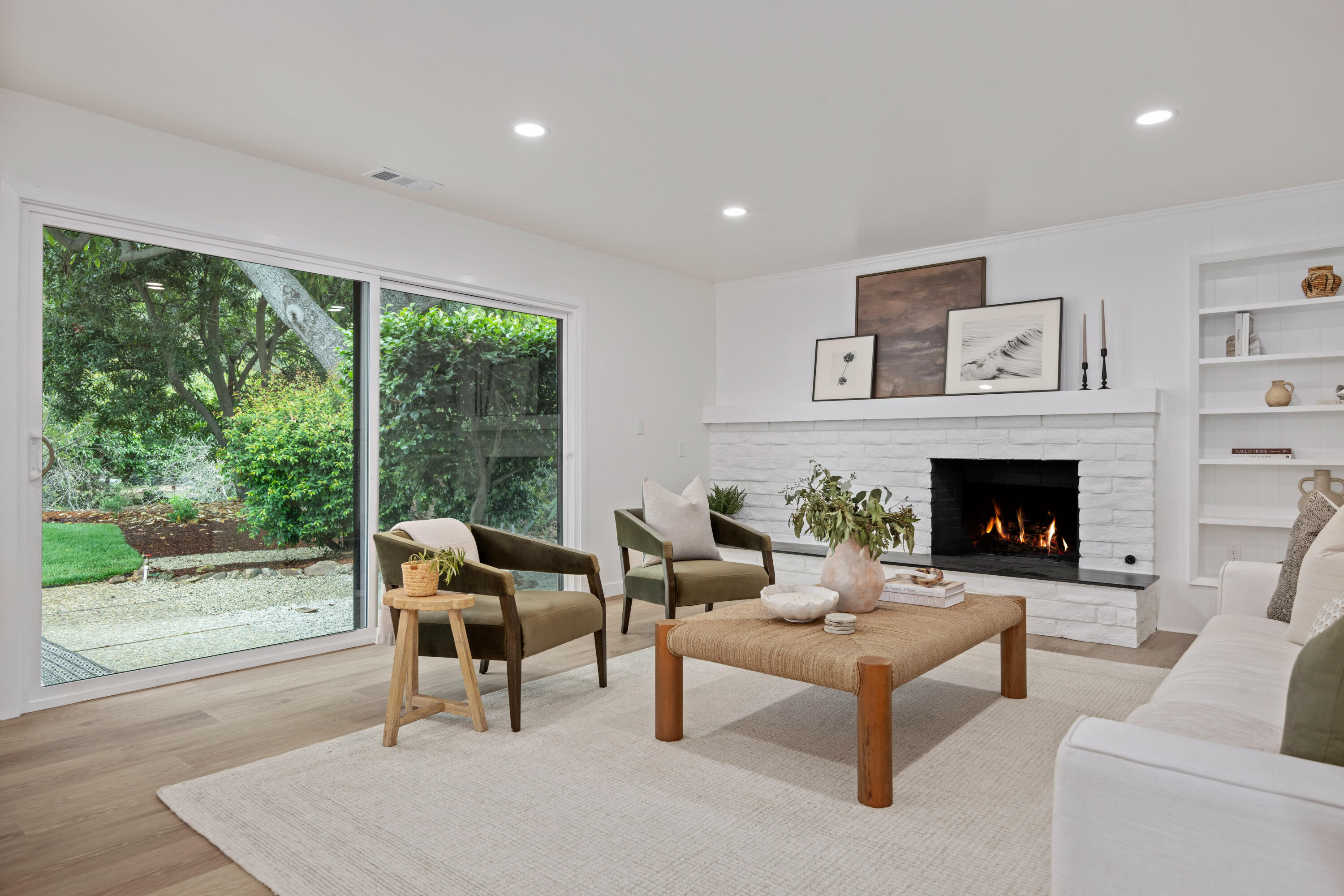 997 N San Marcos Road