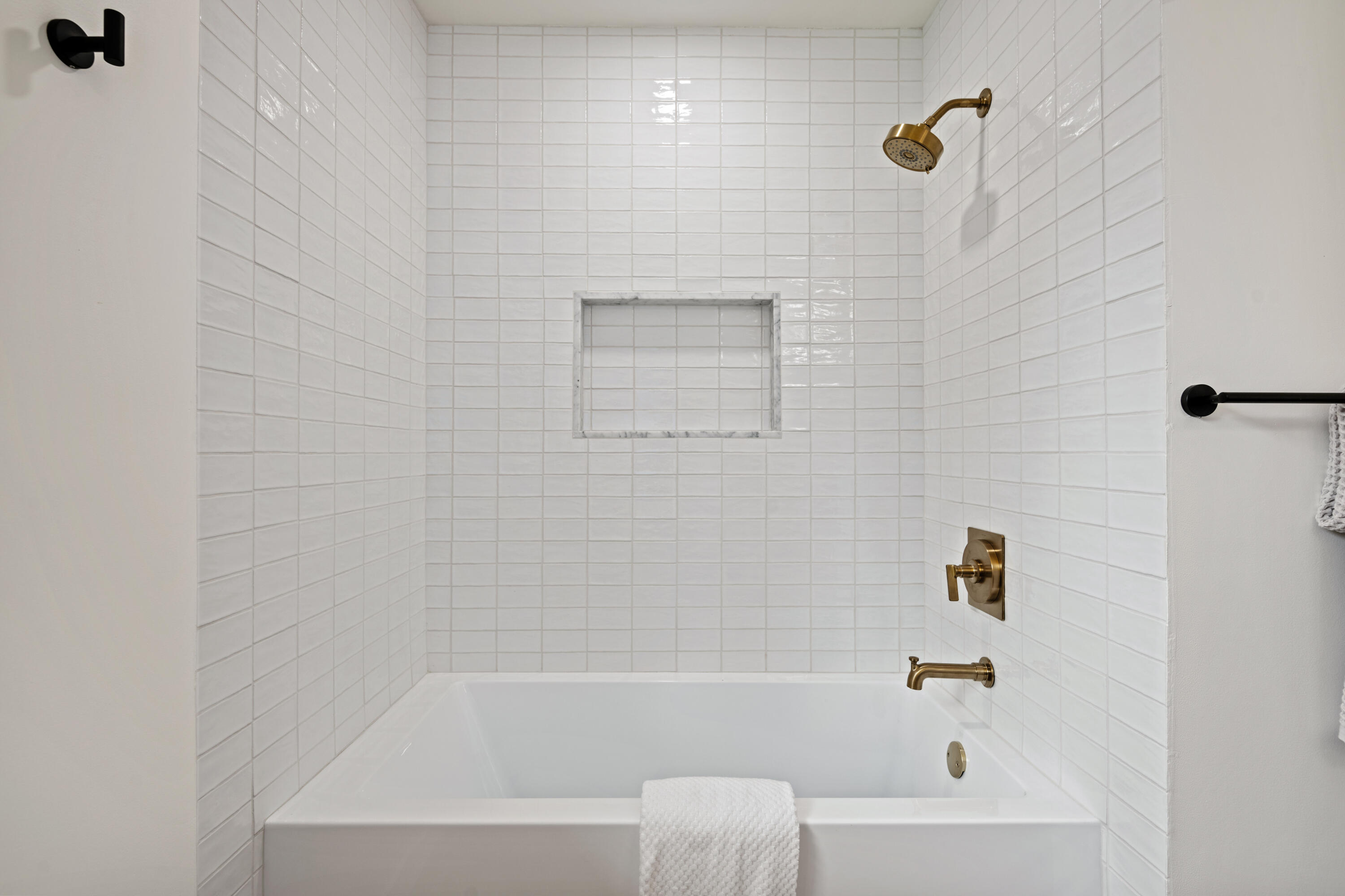 997 N San Marcos Road