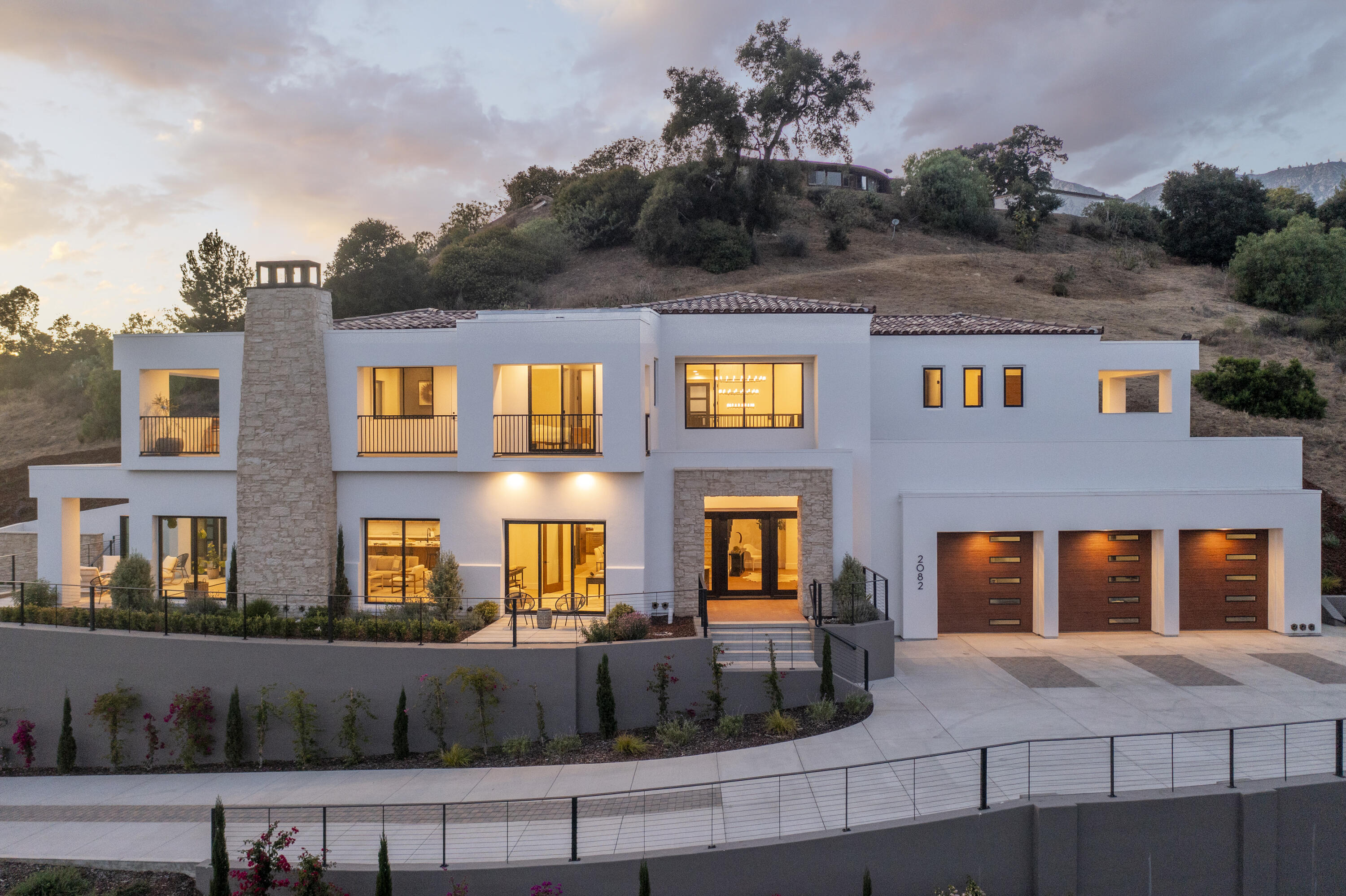 2082 Las Canoas Road, SANTA BARBARA