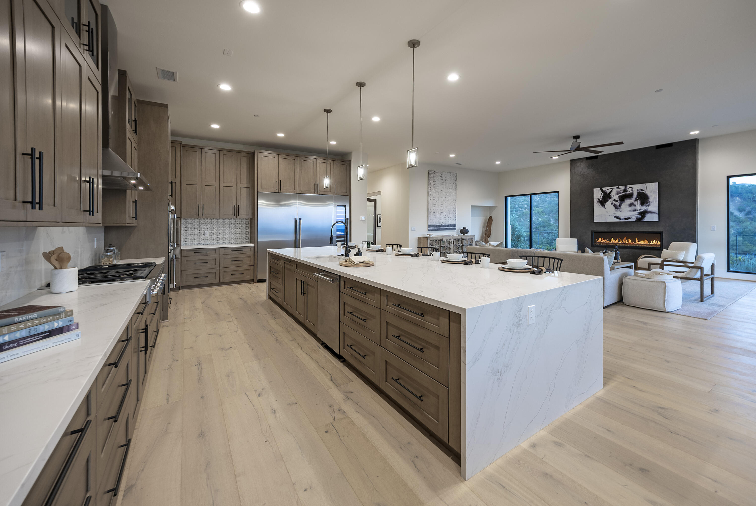 2082 Las Canoas Road, SANTA BARBARA