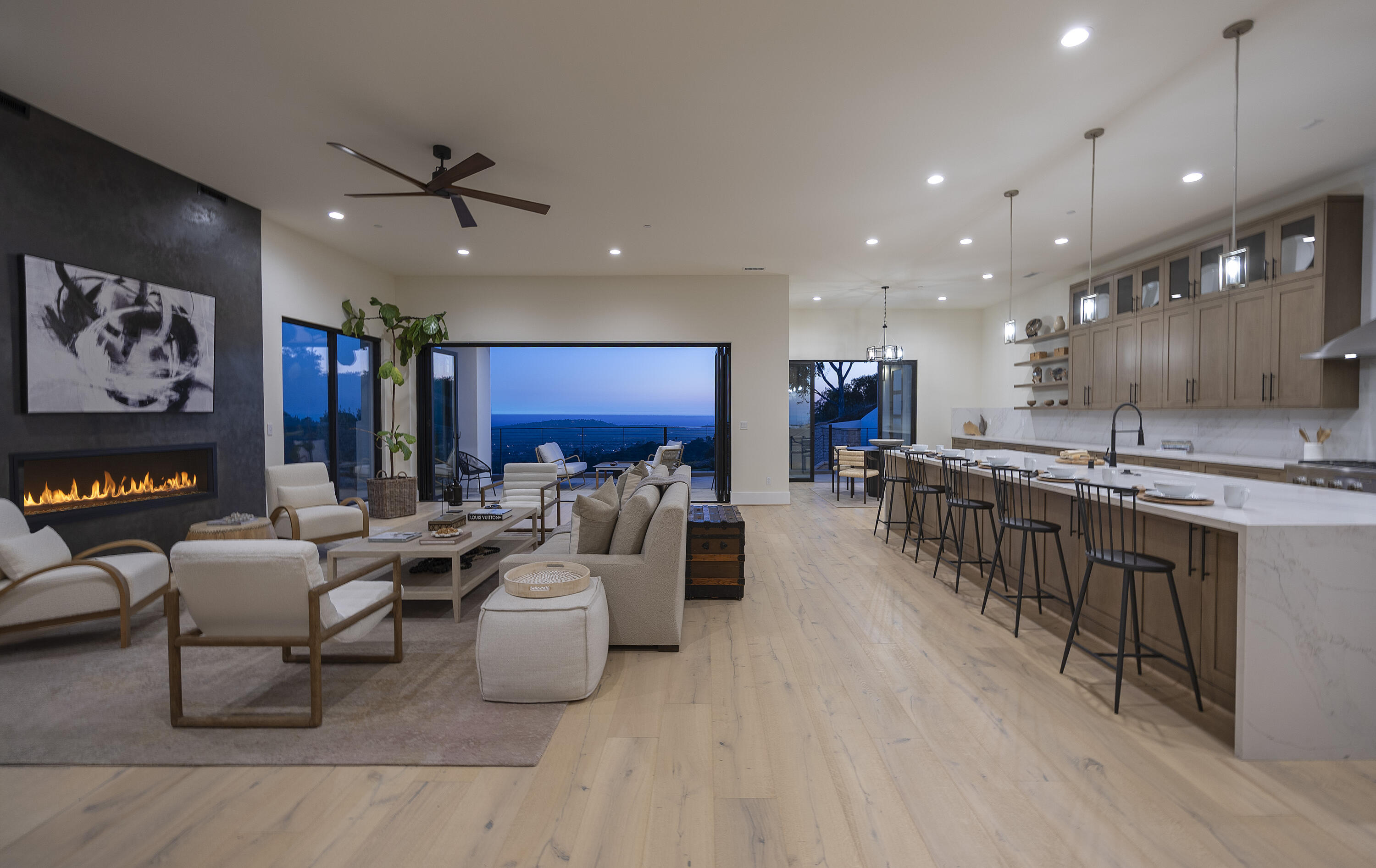 2082 Las Canoas Road, SANTA BARBARA