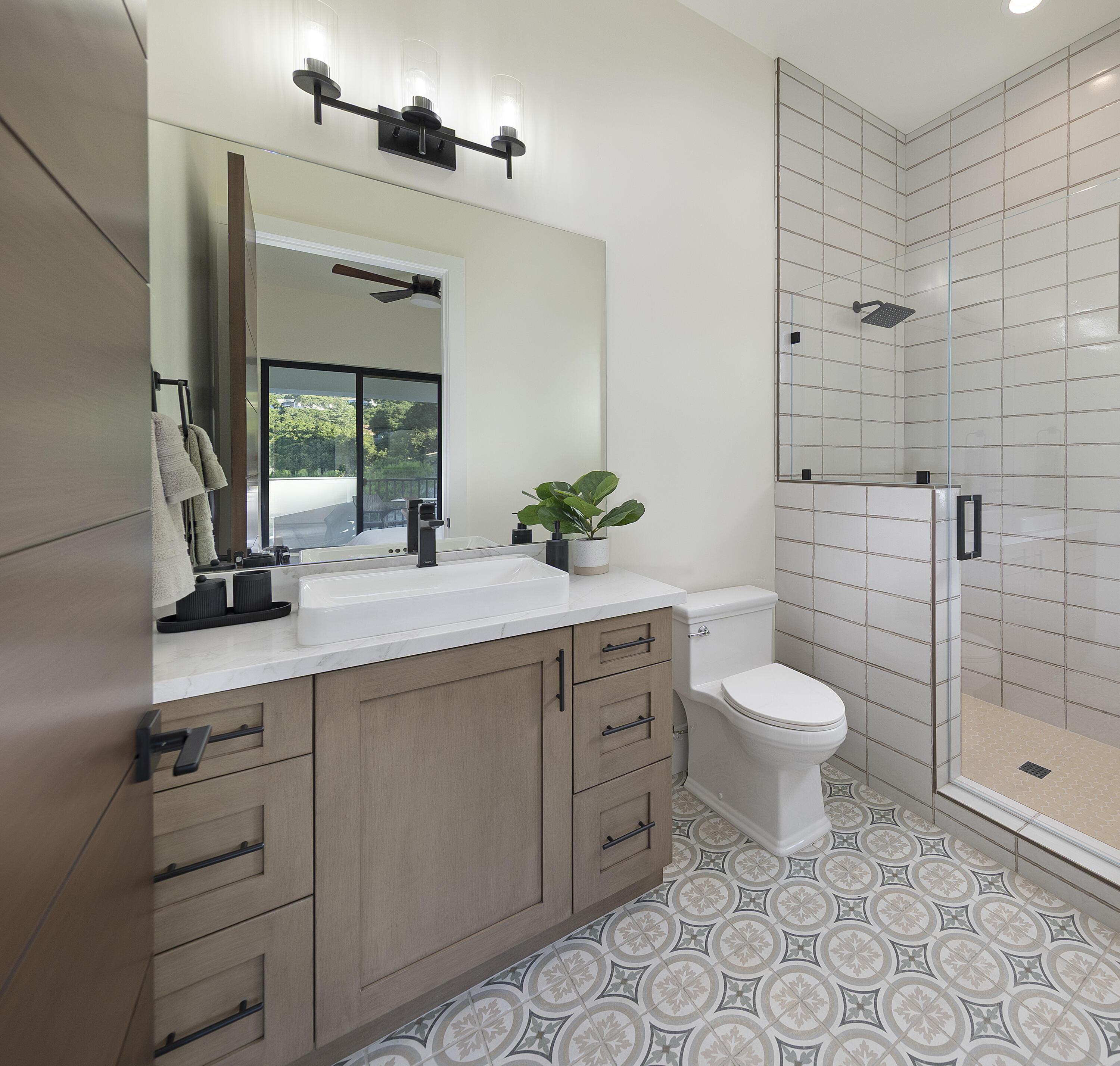 2082 Las Canoas Road, SANTA BARBARA