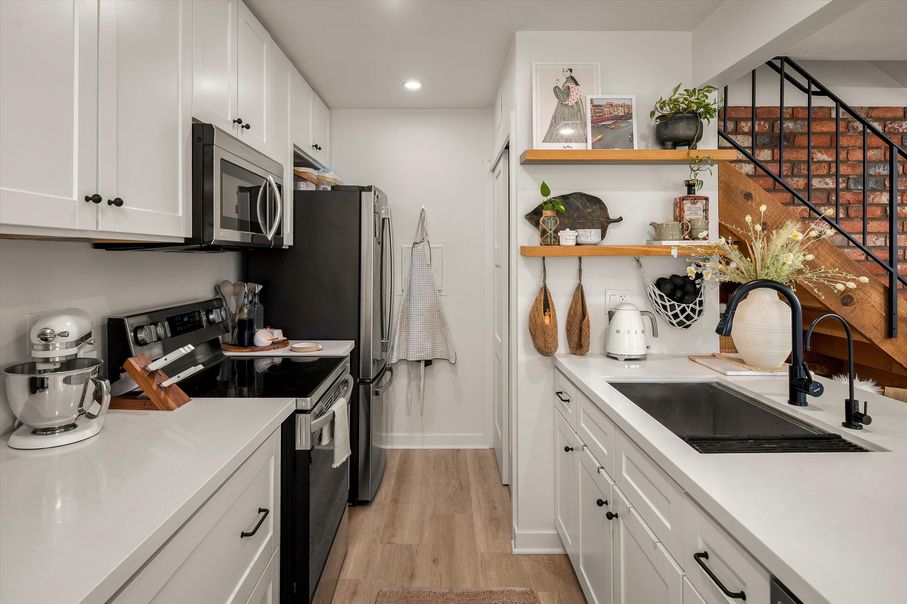 5946 Hickory Street, #2