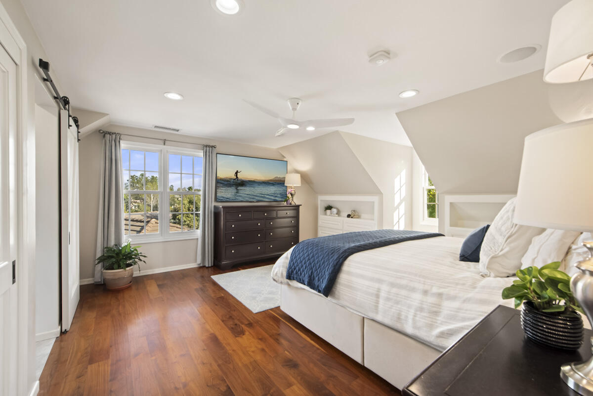 406 Lincolnwood Place