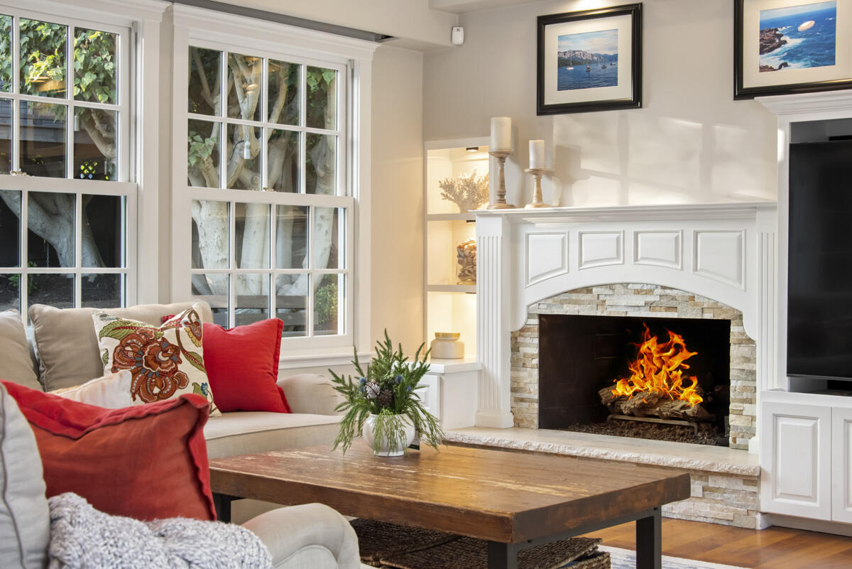 406 Lincolnwood Place