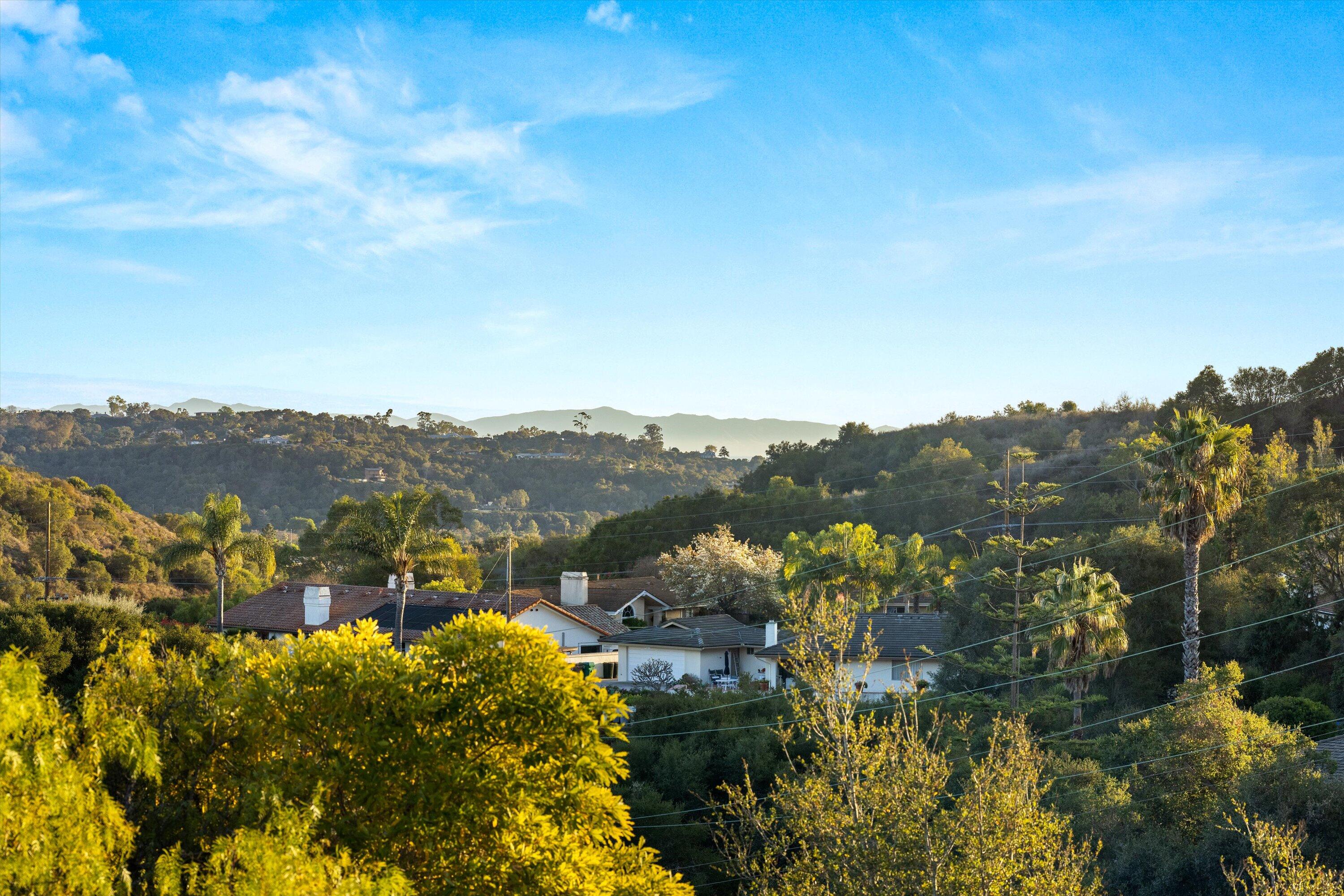 999 Camino Del Retiro
