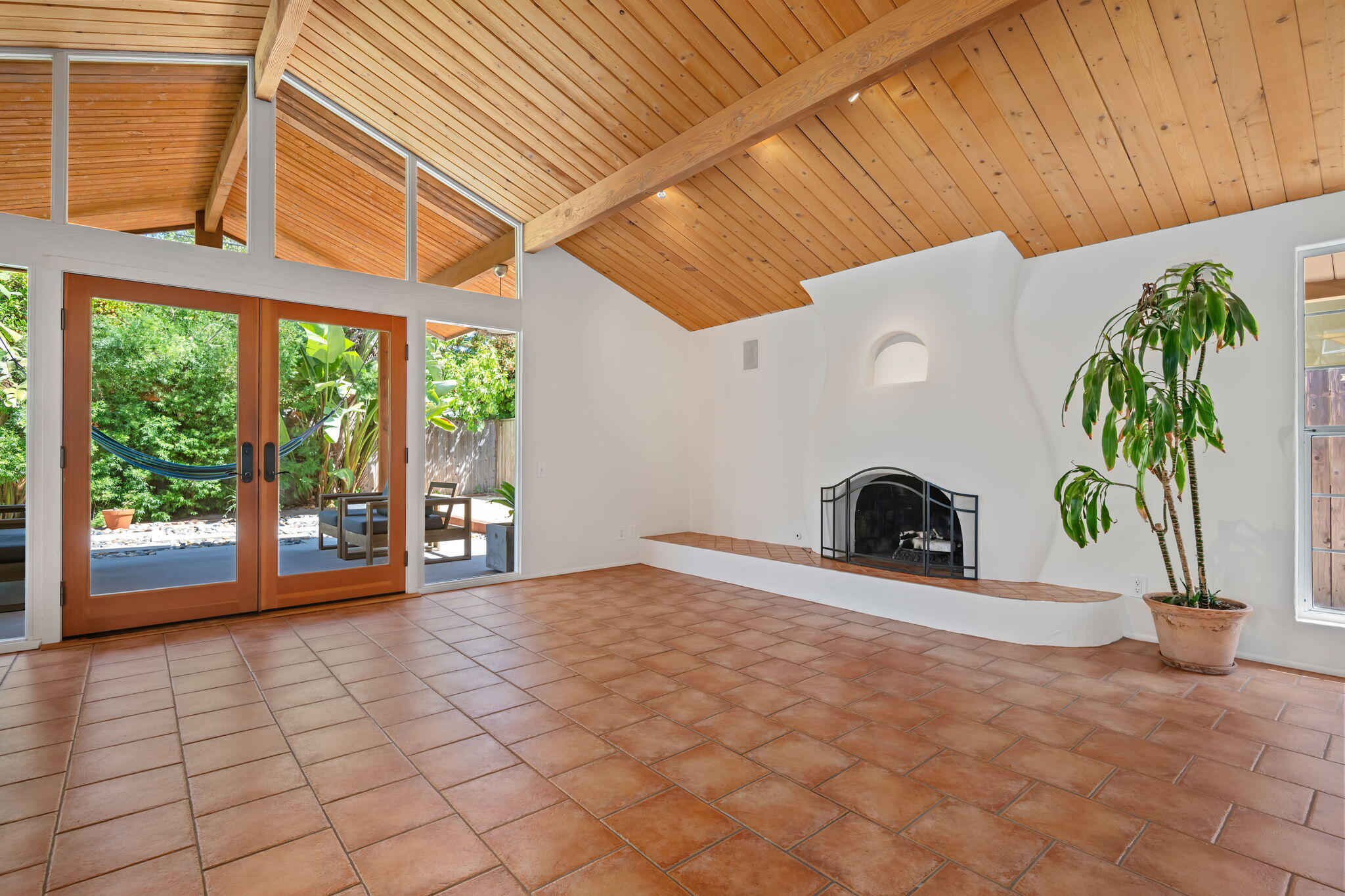 343 Peach Grove Lane