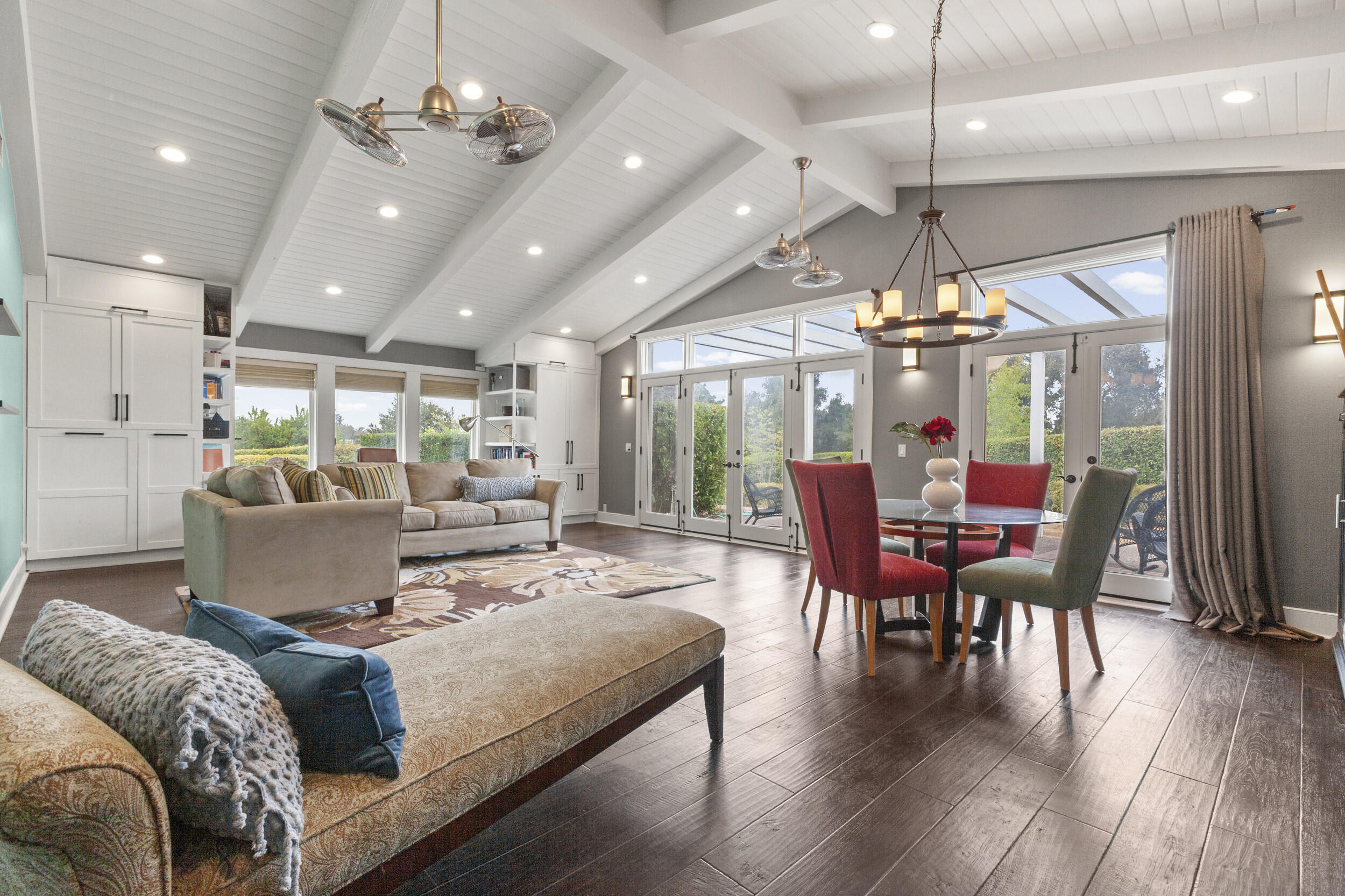 3047 Longview Lane